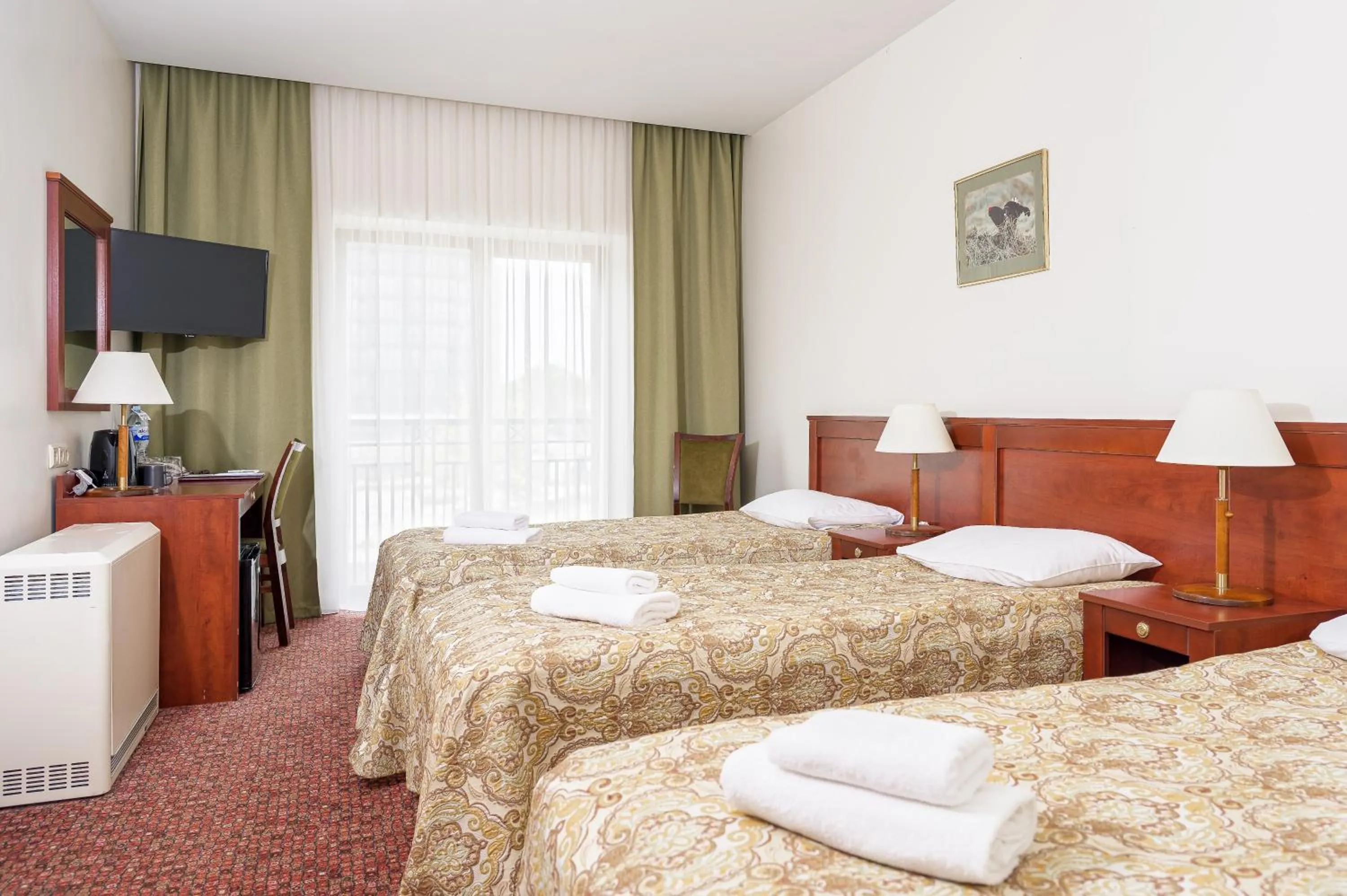 Bedroom, Bed in Regina