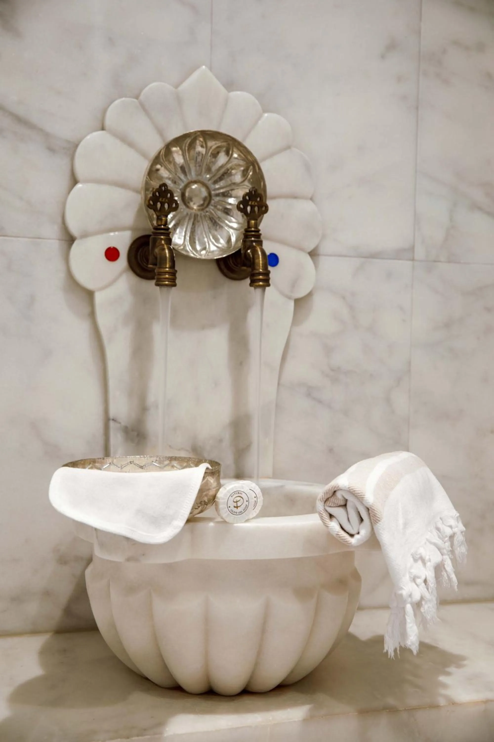 Bathroom in Hagia Sofia Mansions Istanbul, Curio Collection by Hilton