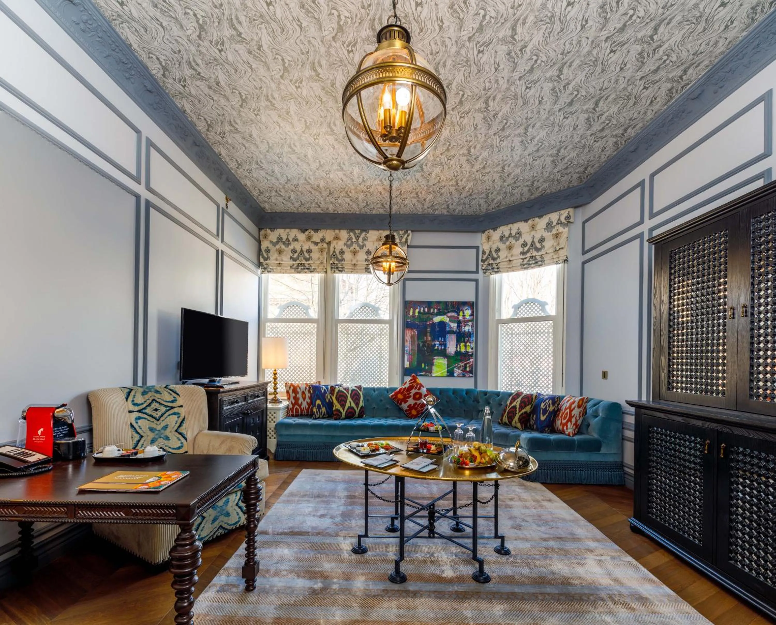 Living room in Hagia Sofia Mansions Istanbul, Curio Collection by Hilton