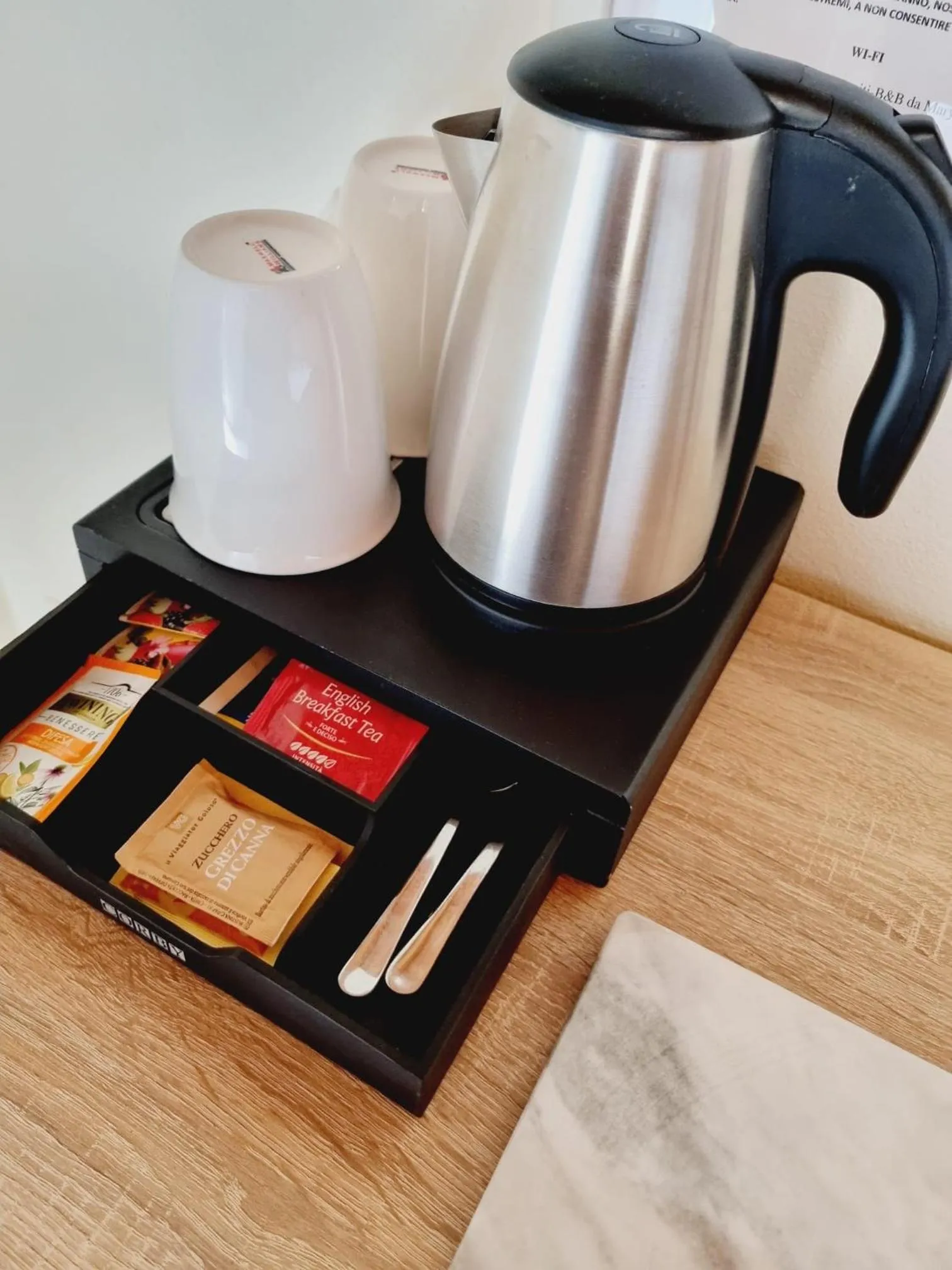 Coffee/tea facilities in B&B da Mary