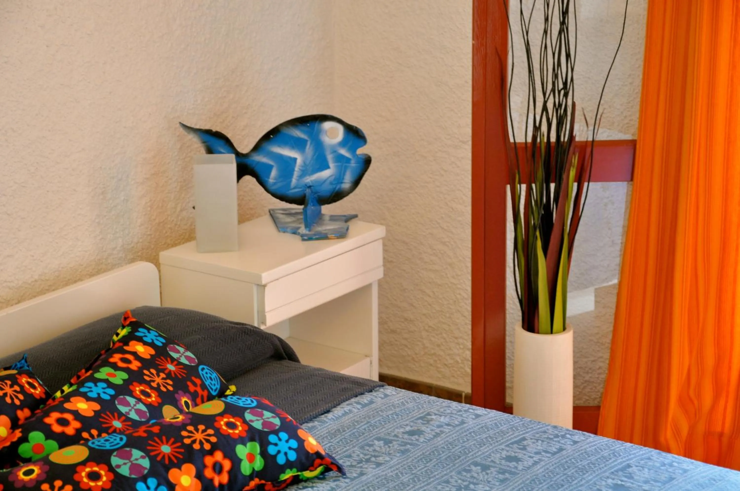 Decorative detail, Bed in Club Esse Cala Bitta