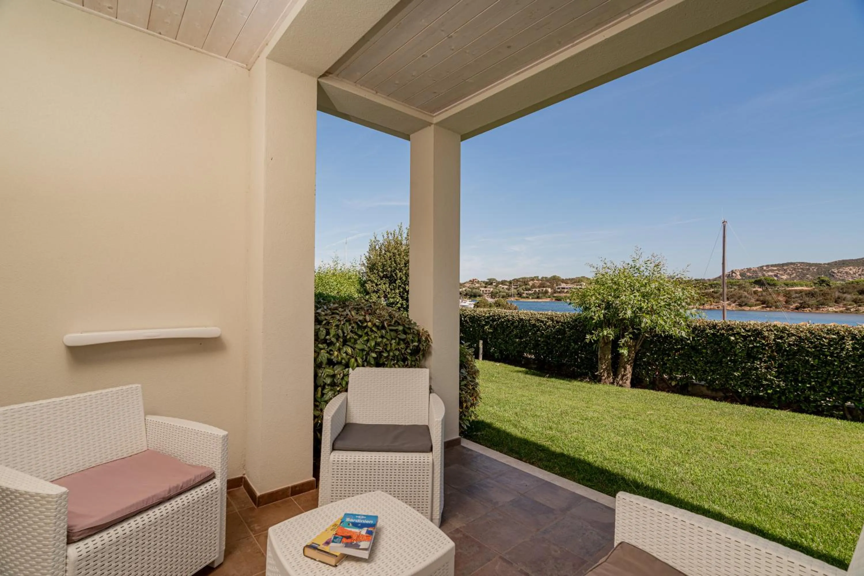 Bedroom in Club Esse Cala Bitta