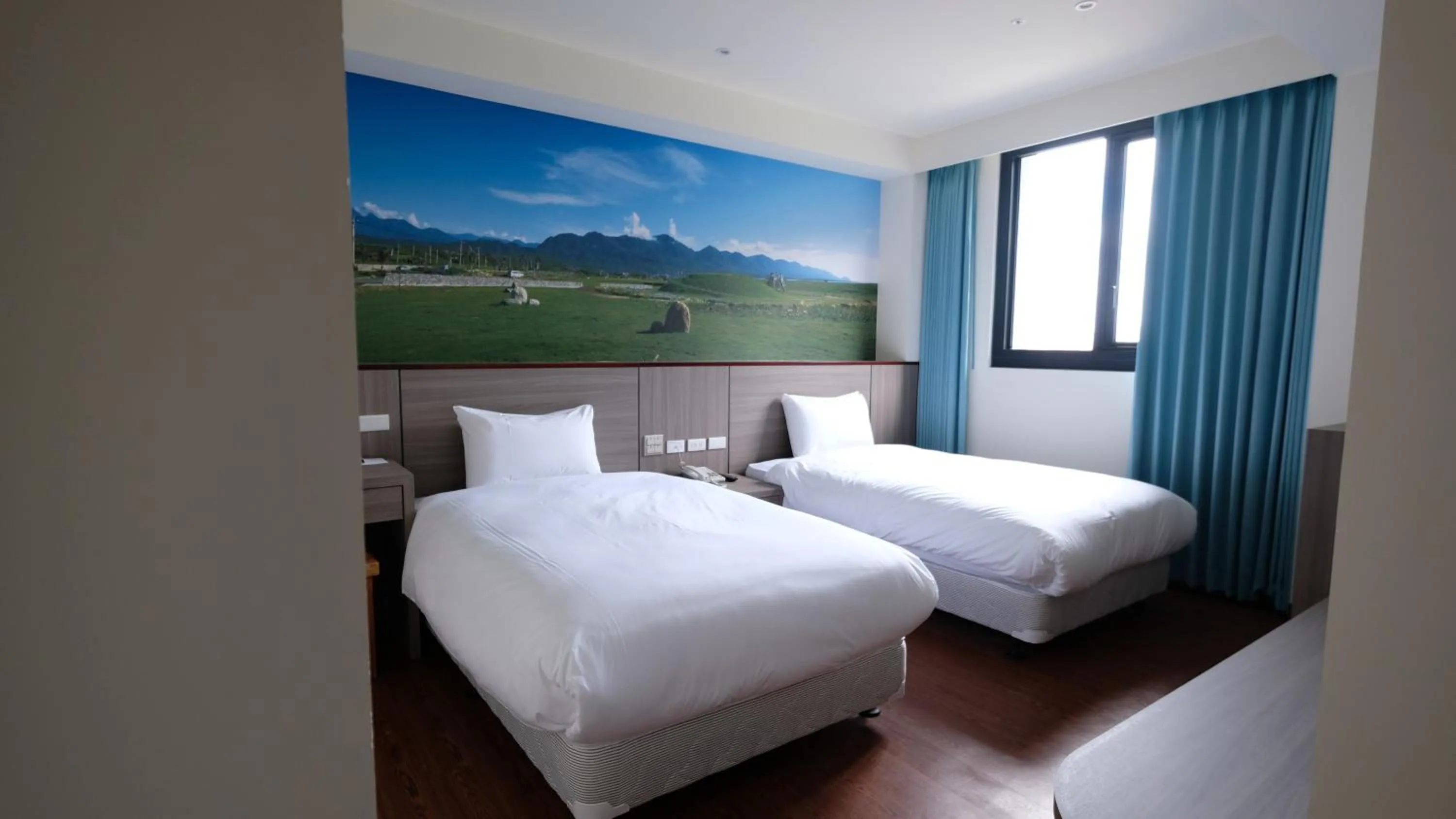 Photo of the whole room, Bed in CHIILIH HOTEL- Su ao