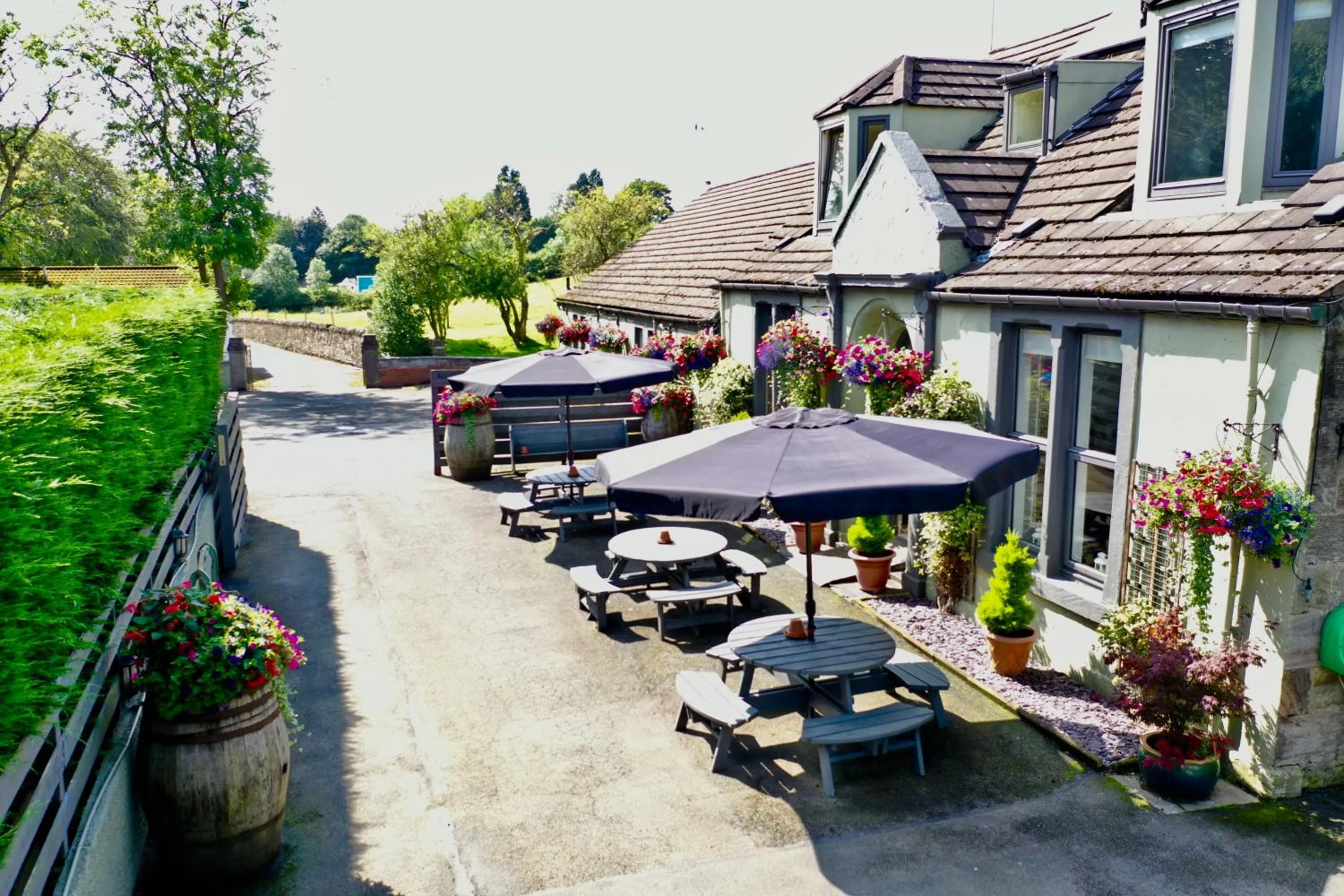 Patio in Auld Mill House Hotel