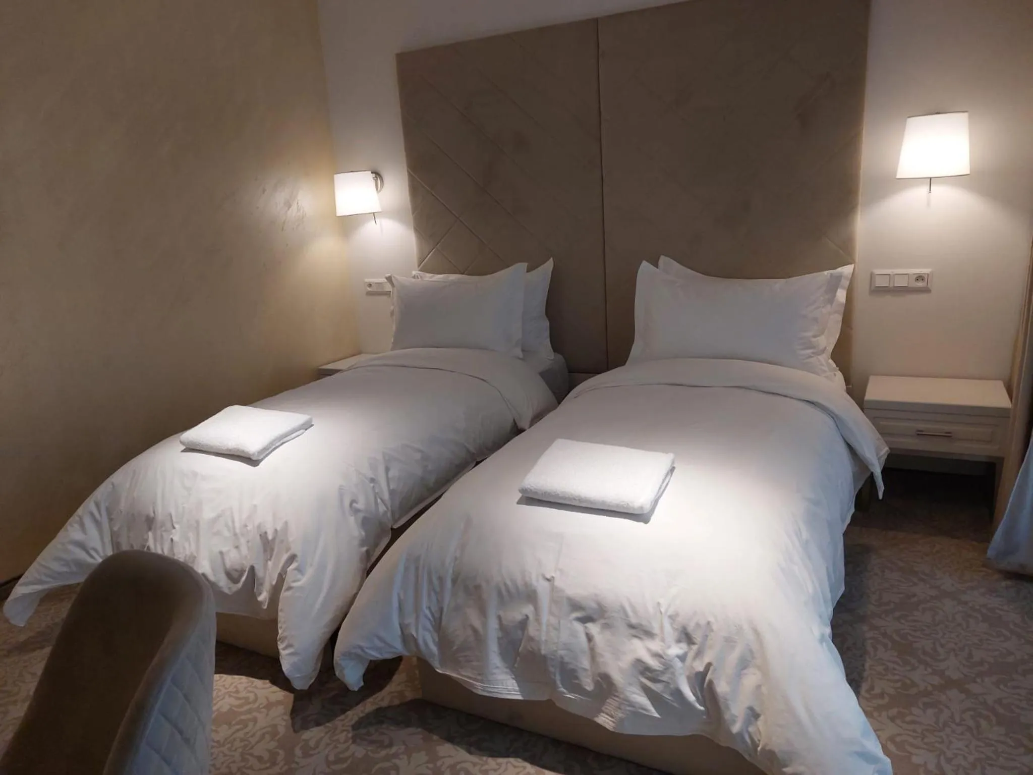 Photo of the whole room, Bed in Hotel Arcade