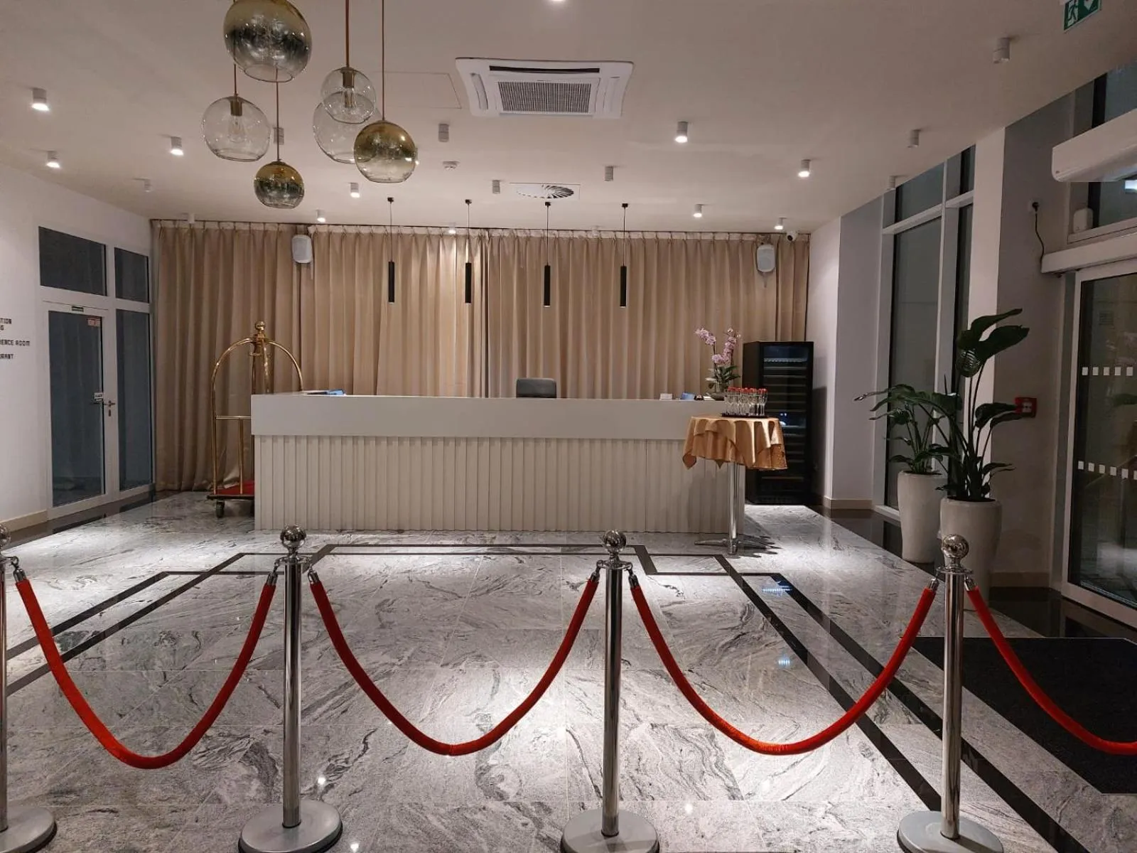 Lobby or reception in Hotel Arcade