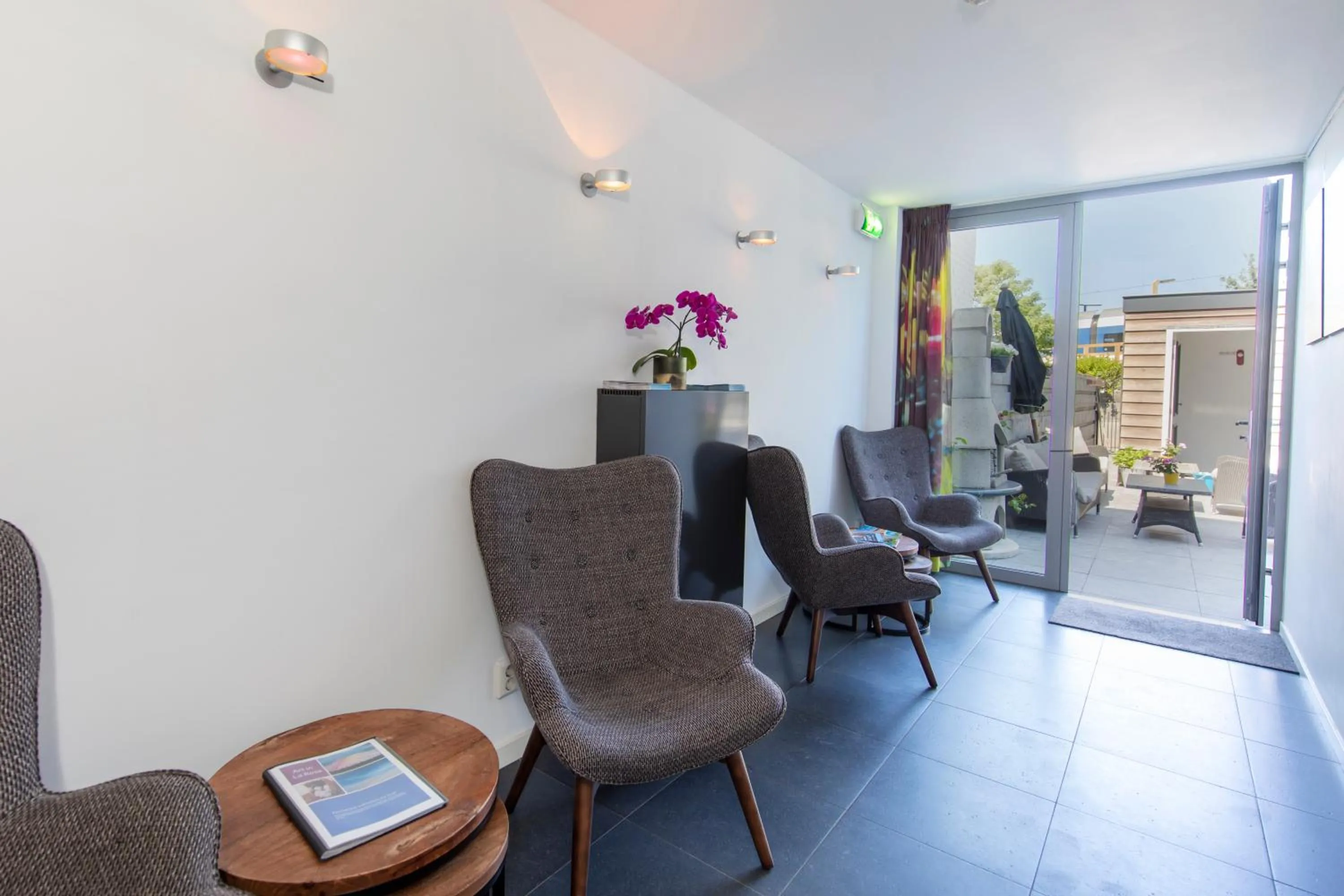 Seating area in Hotel La Rosa Amsterdam Beach