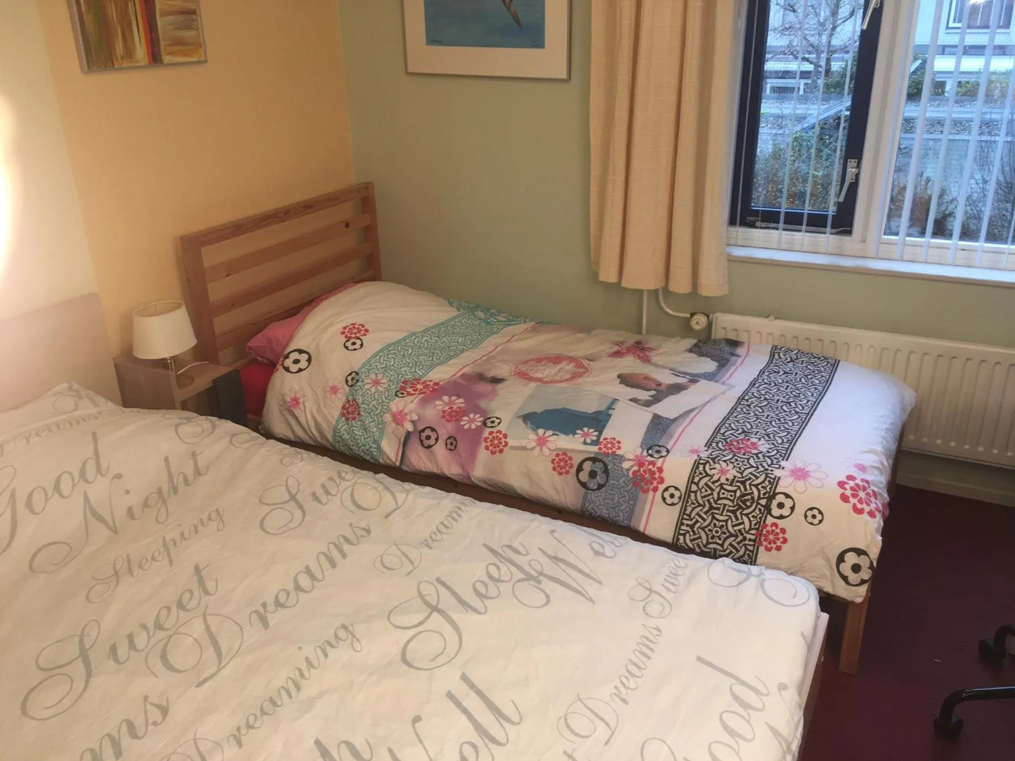 Bed in Wim's Place Schiphol Amsterdam Airport