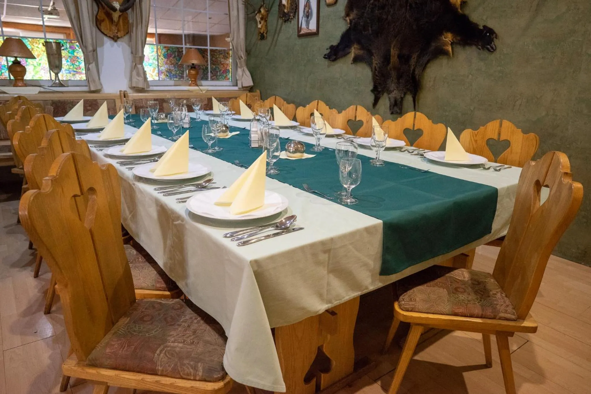 Restaurant/places to eat in Hotel Dominika