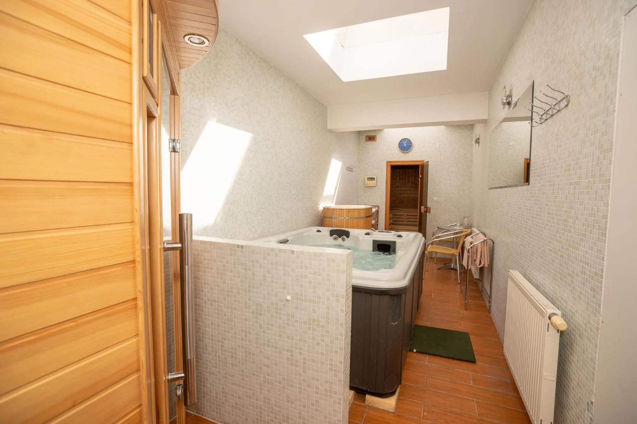 Hot Tub in Hotel Dominika