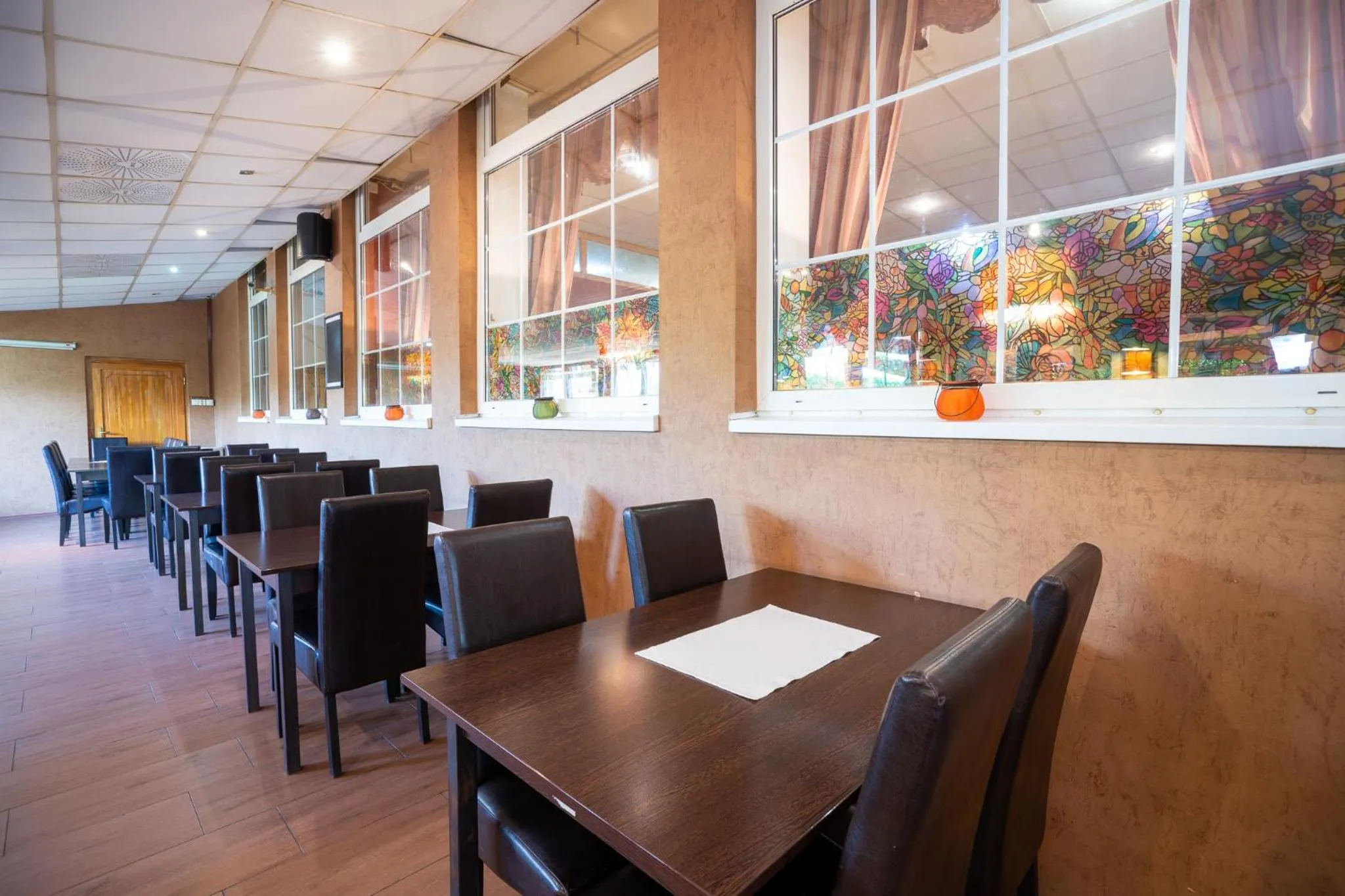 Restaurant/places to eat in Hotel Dominika