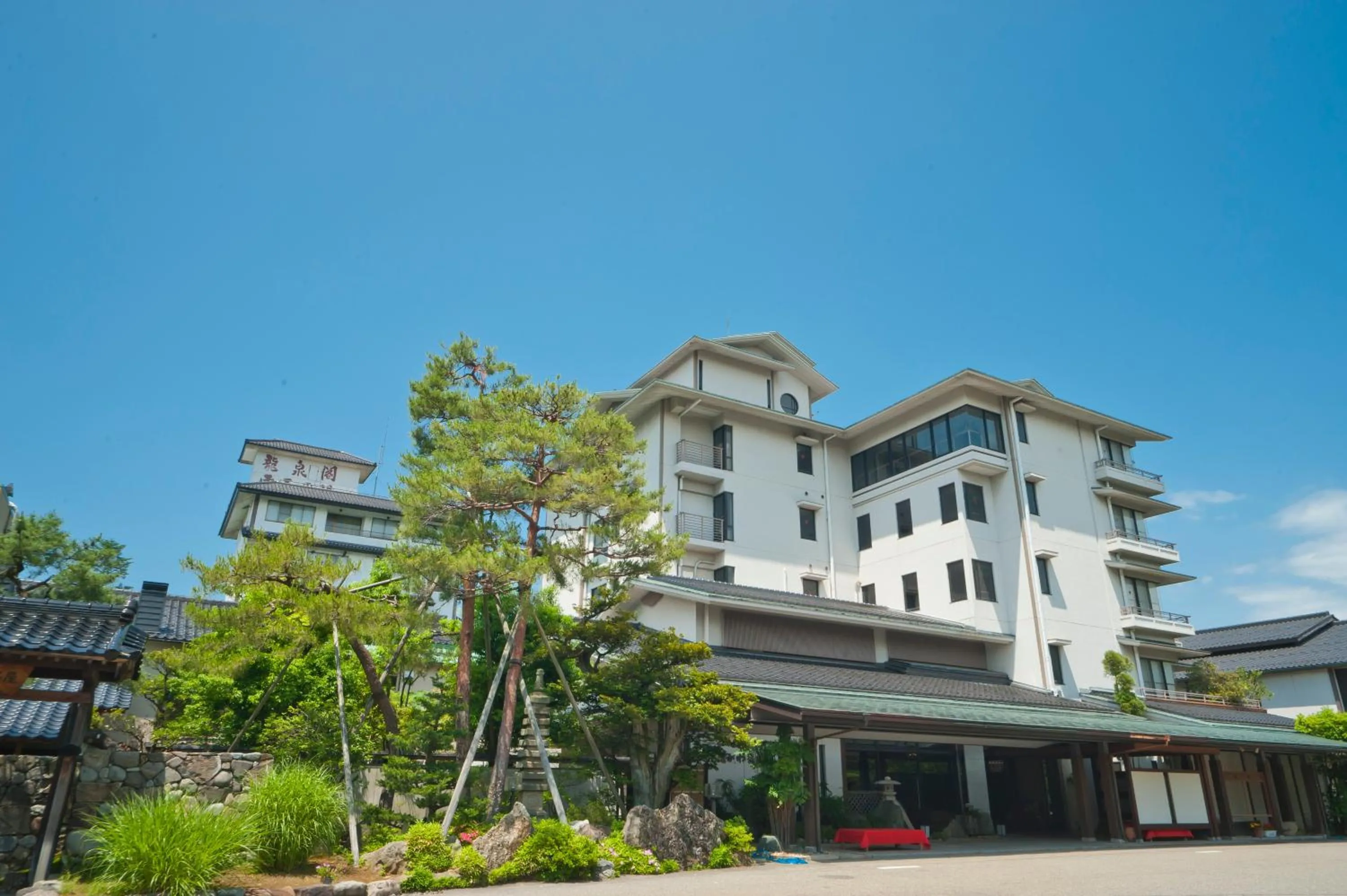 Property building in Tagawa Ryusenkaku
