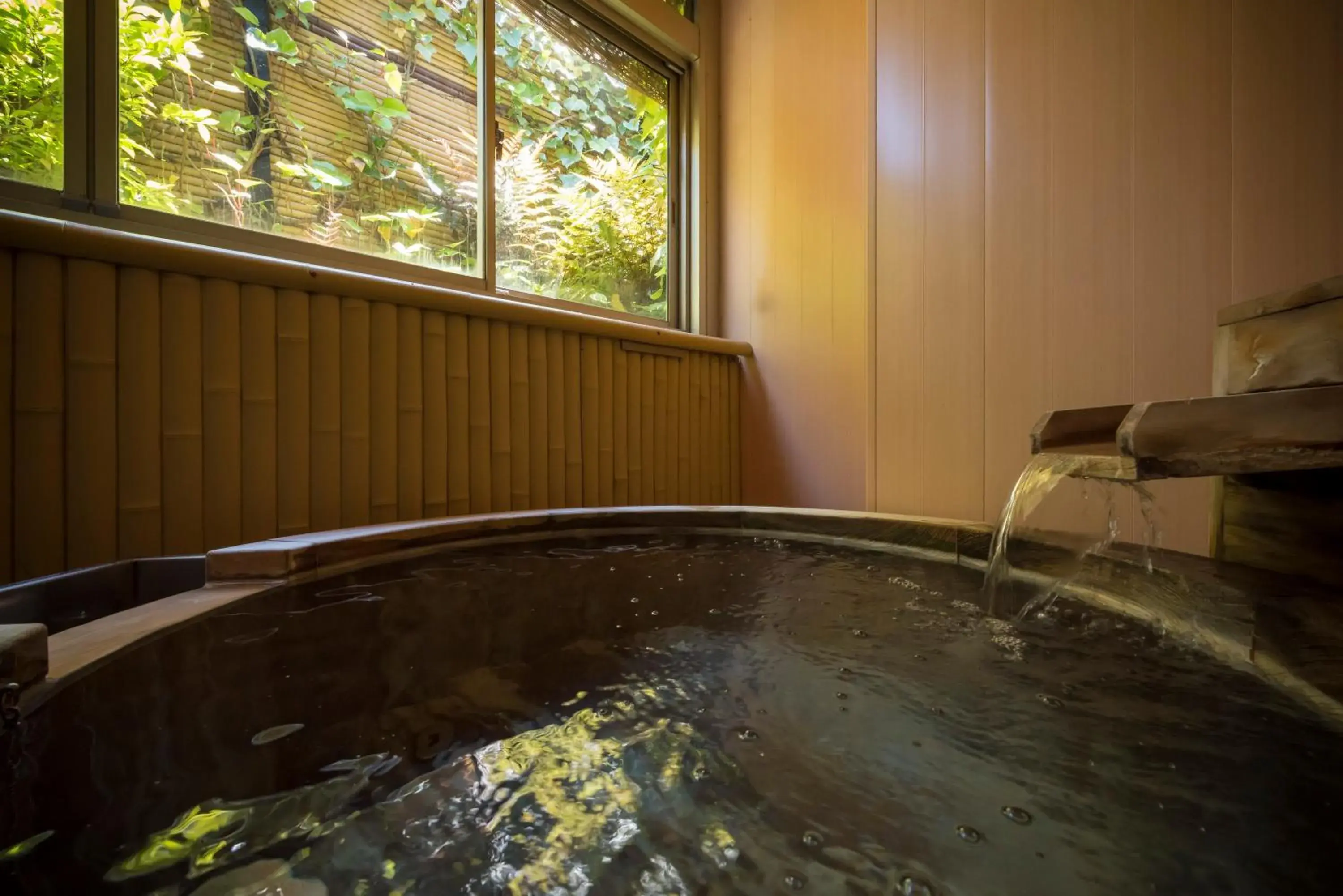 Room with Tatami Area and Open-Air Hot Spring in Tagawa Ryusenkaku Room with Tatami Area and Open-Air Hot Spring in Tagawa Ryusenkaku