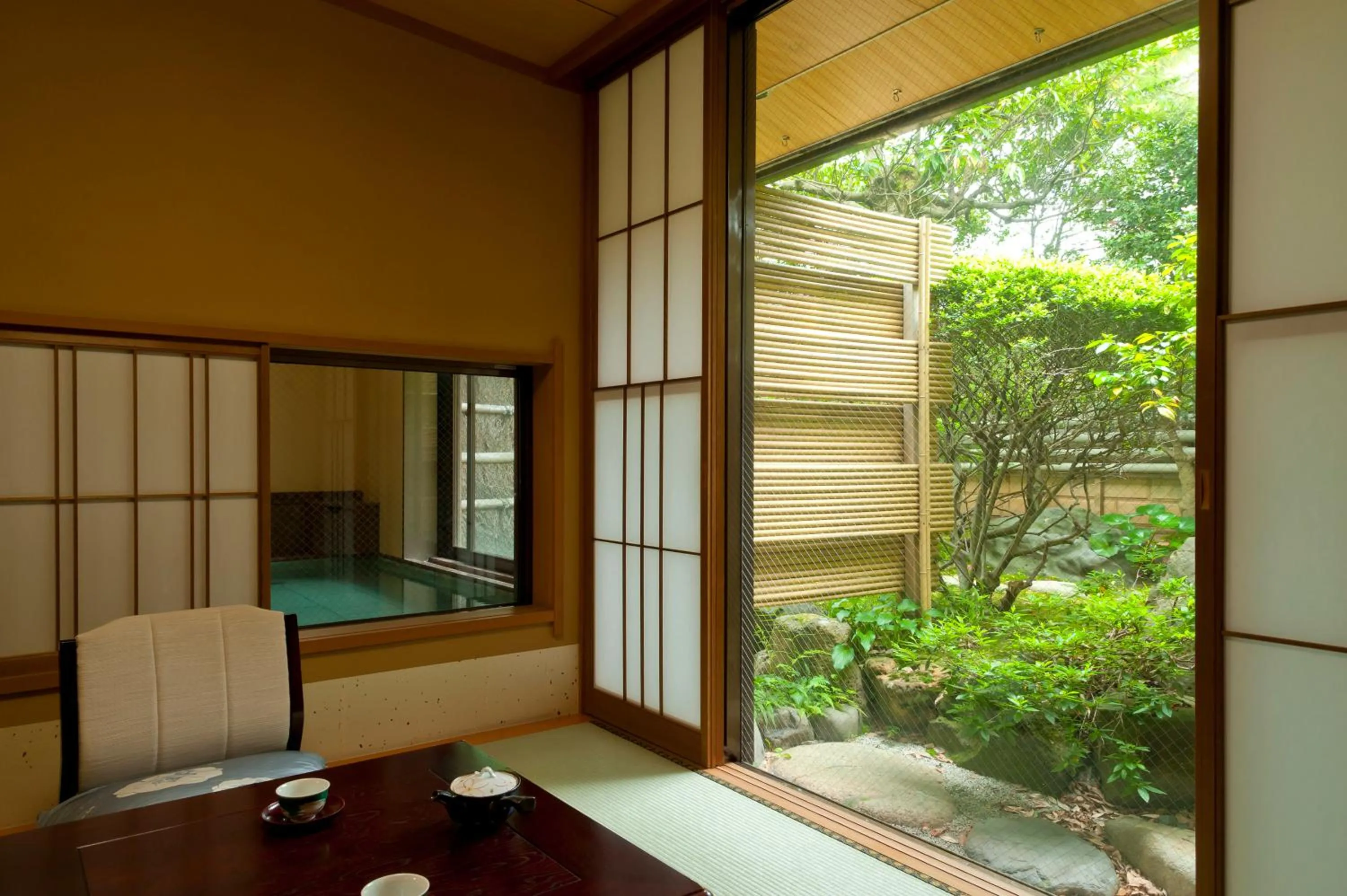 Photo of the whole room, Bed in Tagawa Ryusenkaku