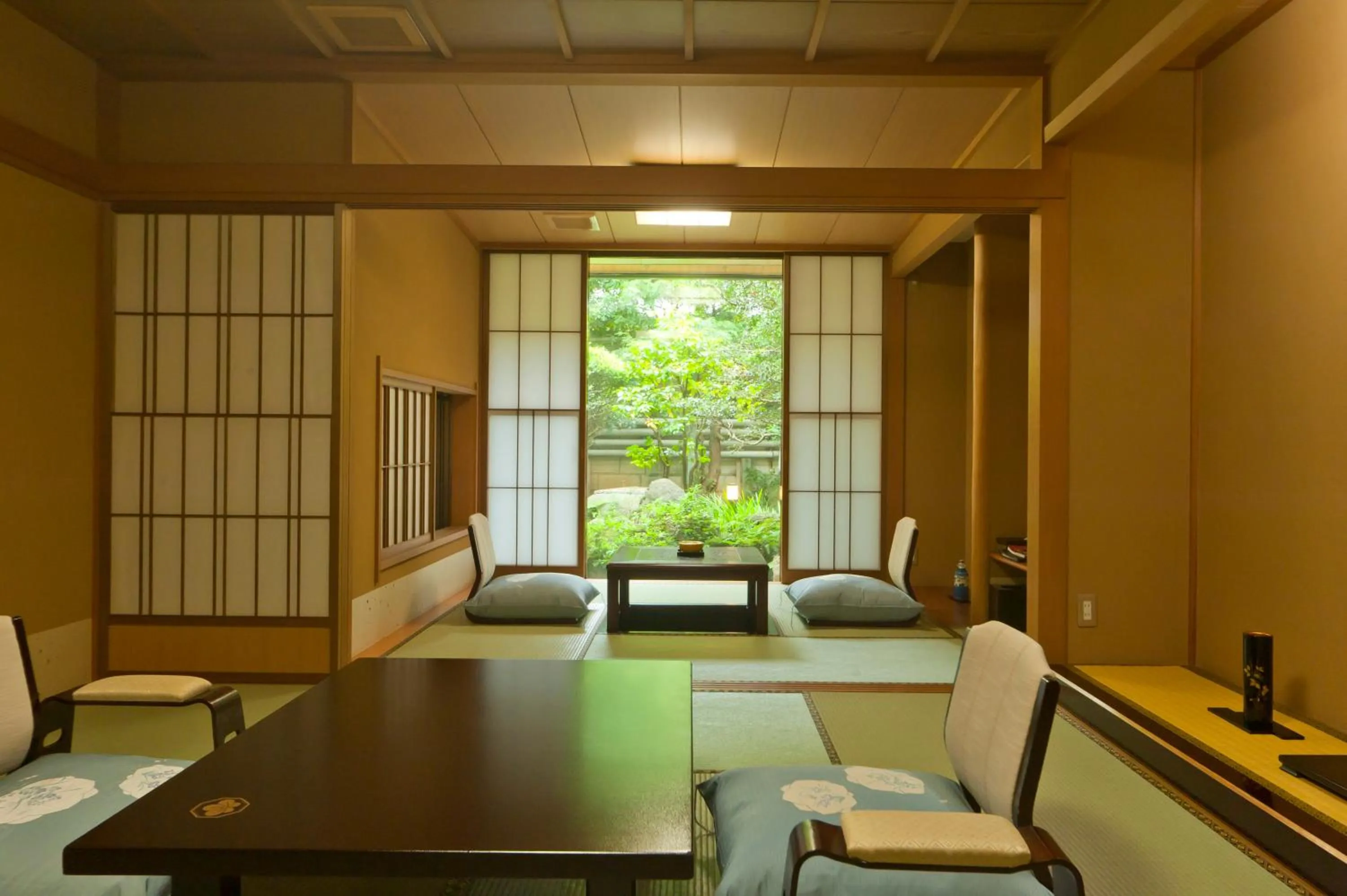 Photo of the whole room in Tagawa Ryusenkaku
