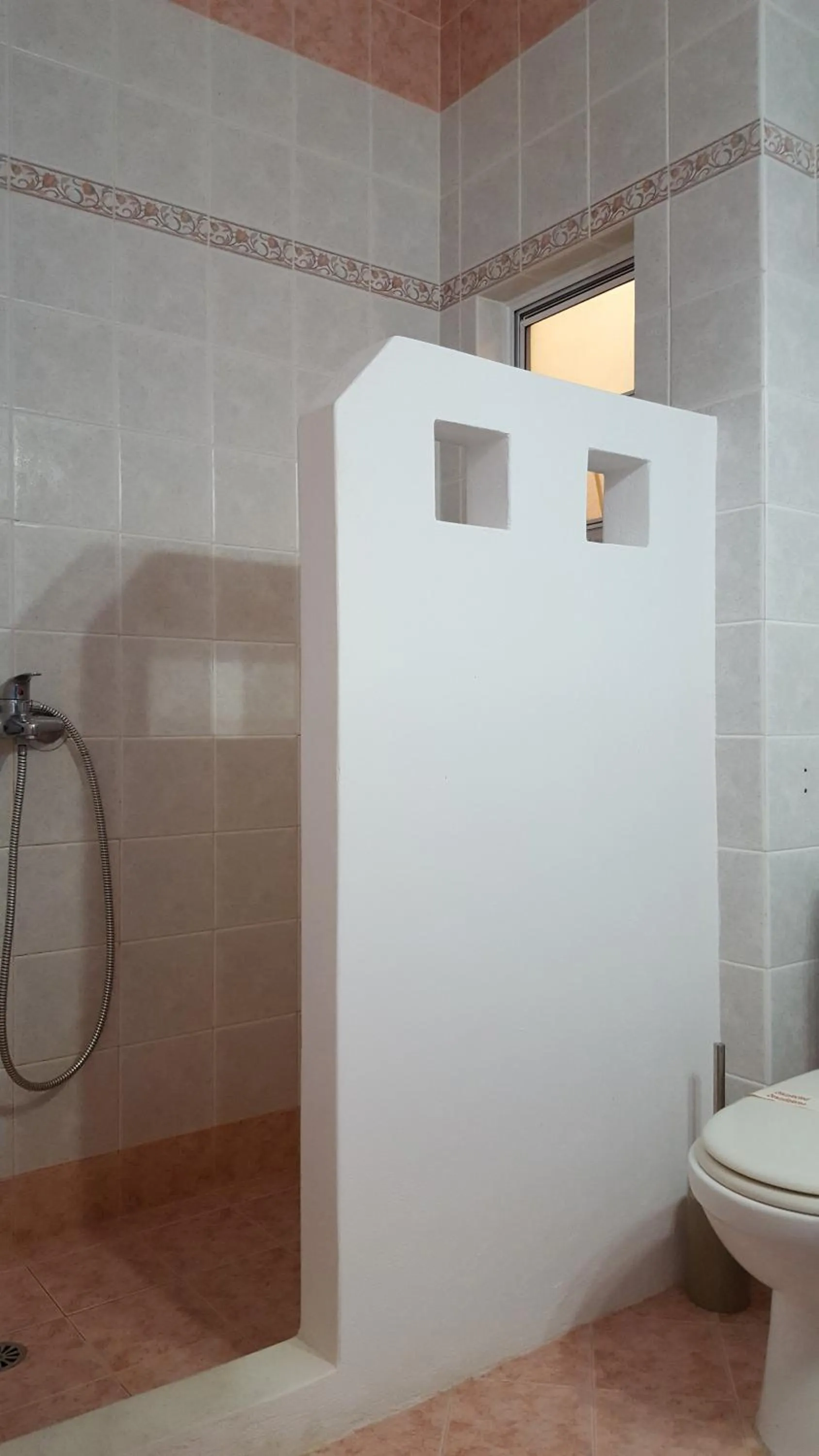 Bathroom in Lagada Beach Hotel