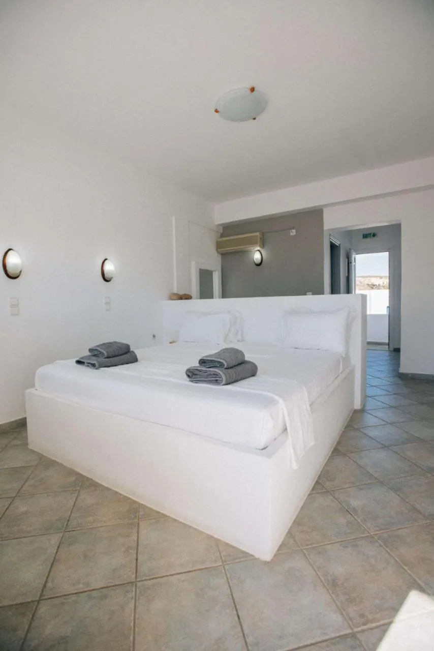 Bed in Lagada Beach Hotel