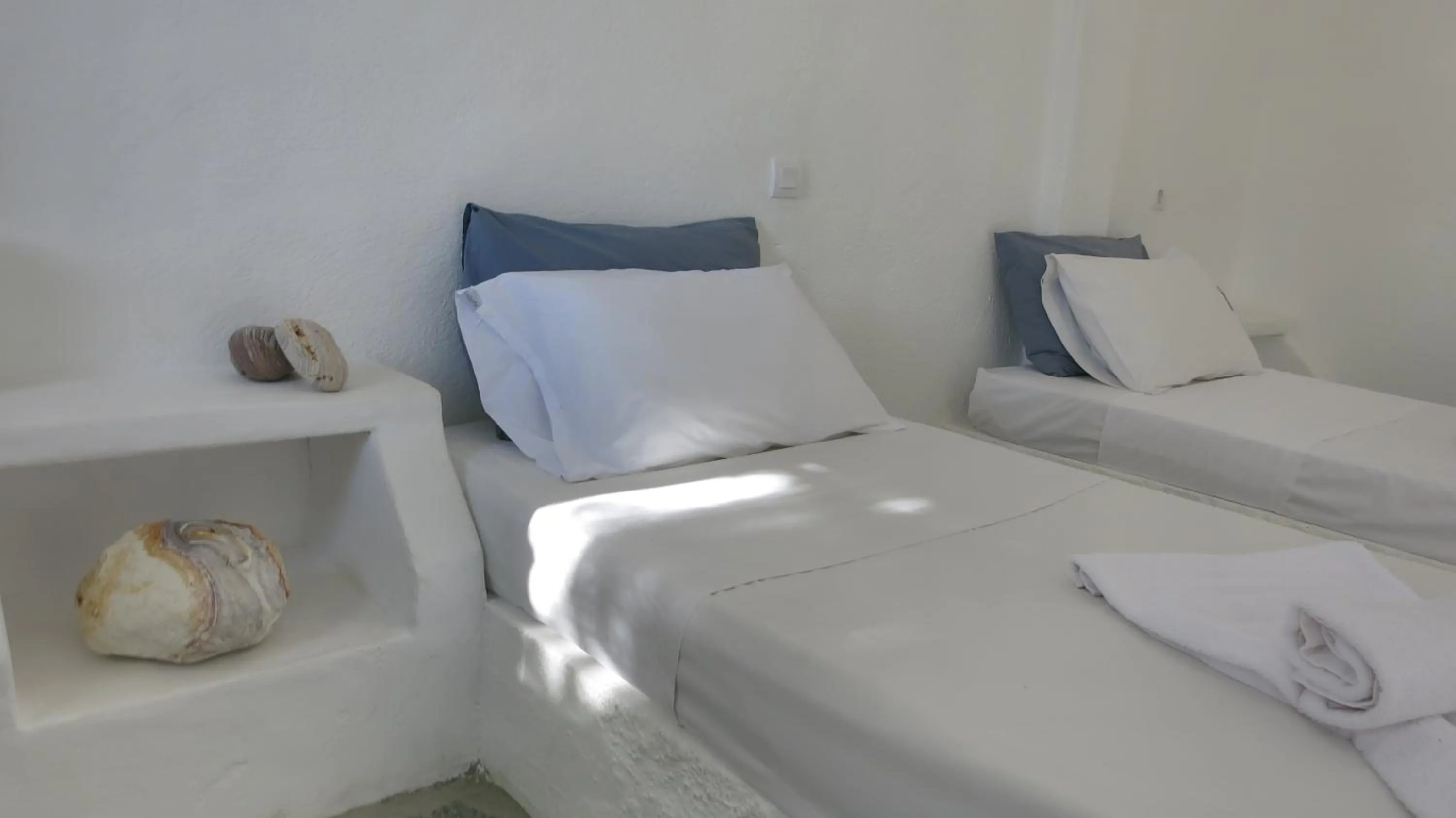 Bedroom, Bed in Lagada Beach Hotel