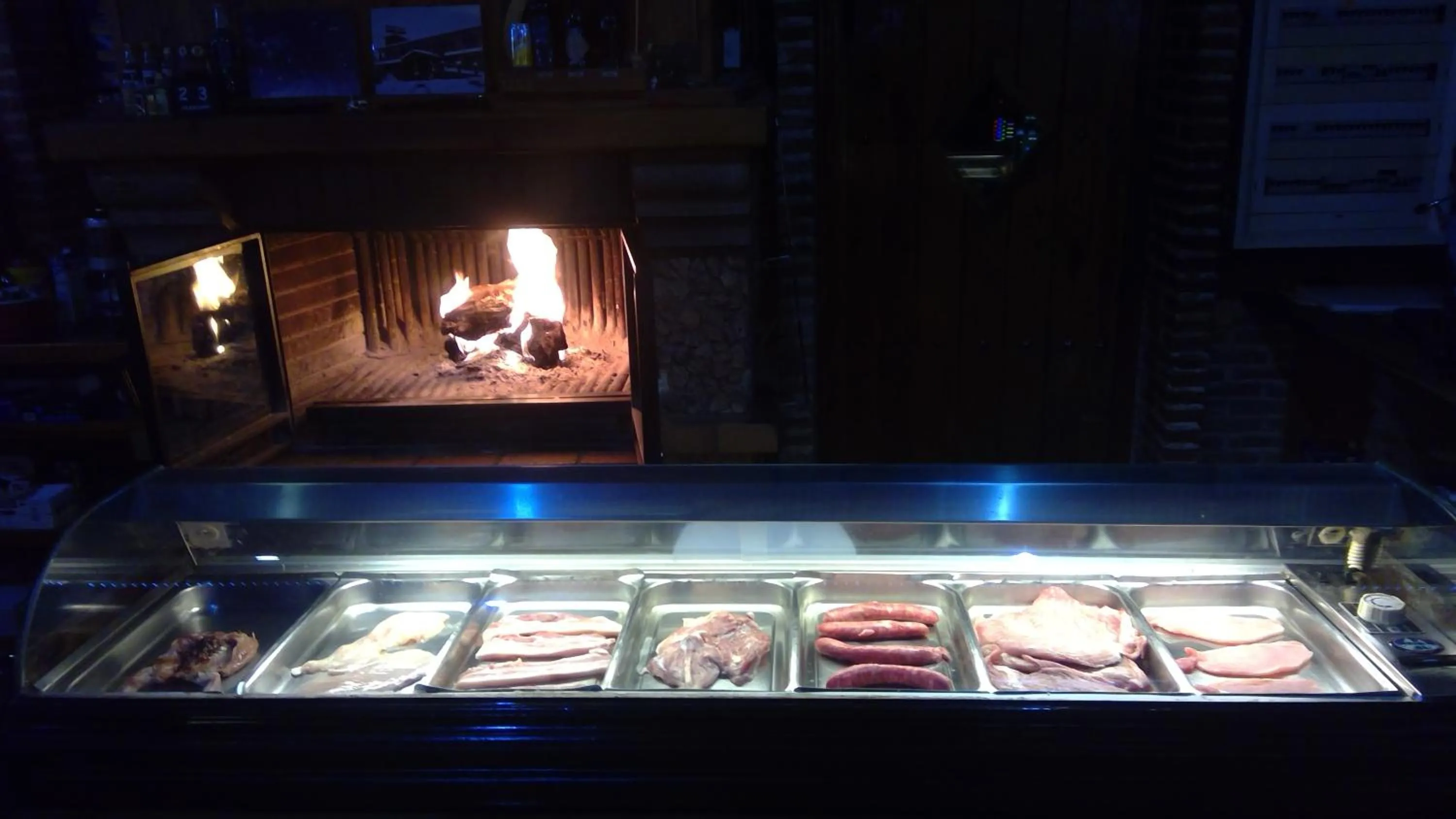 BBQ facilities in Hostal Sierra De Baza