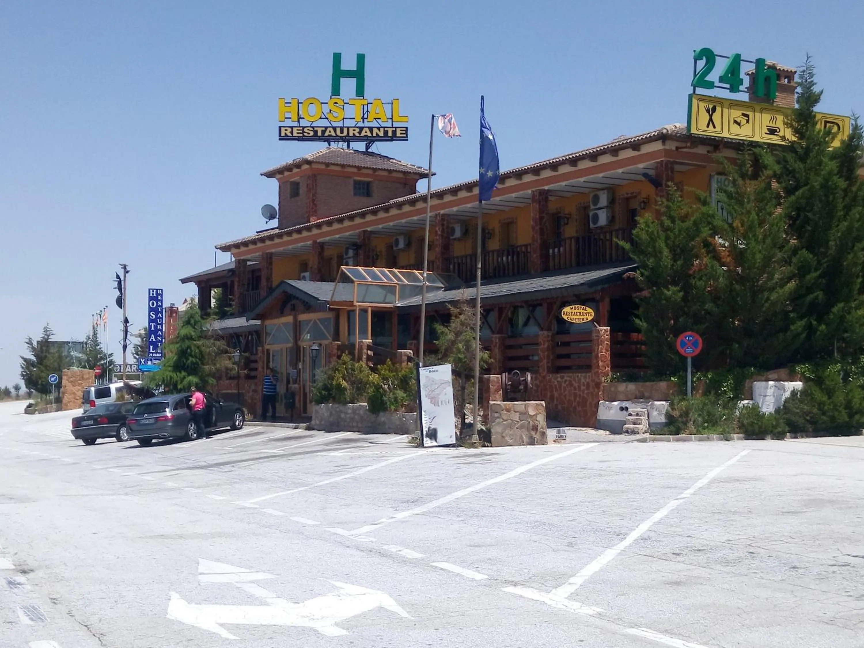 Day in Hostal Sierra De Baza