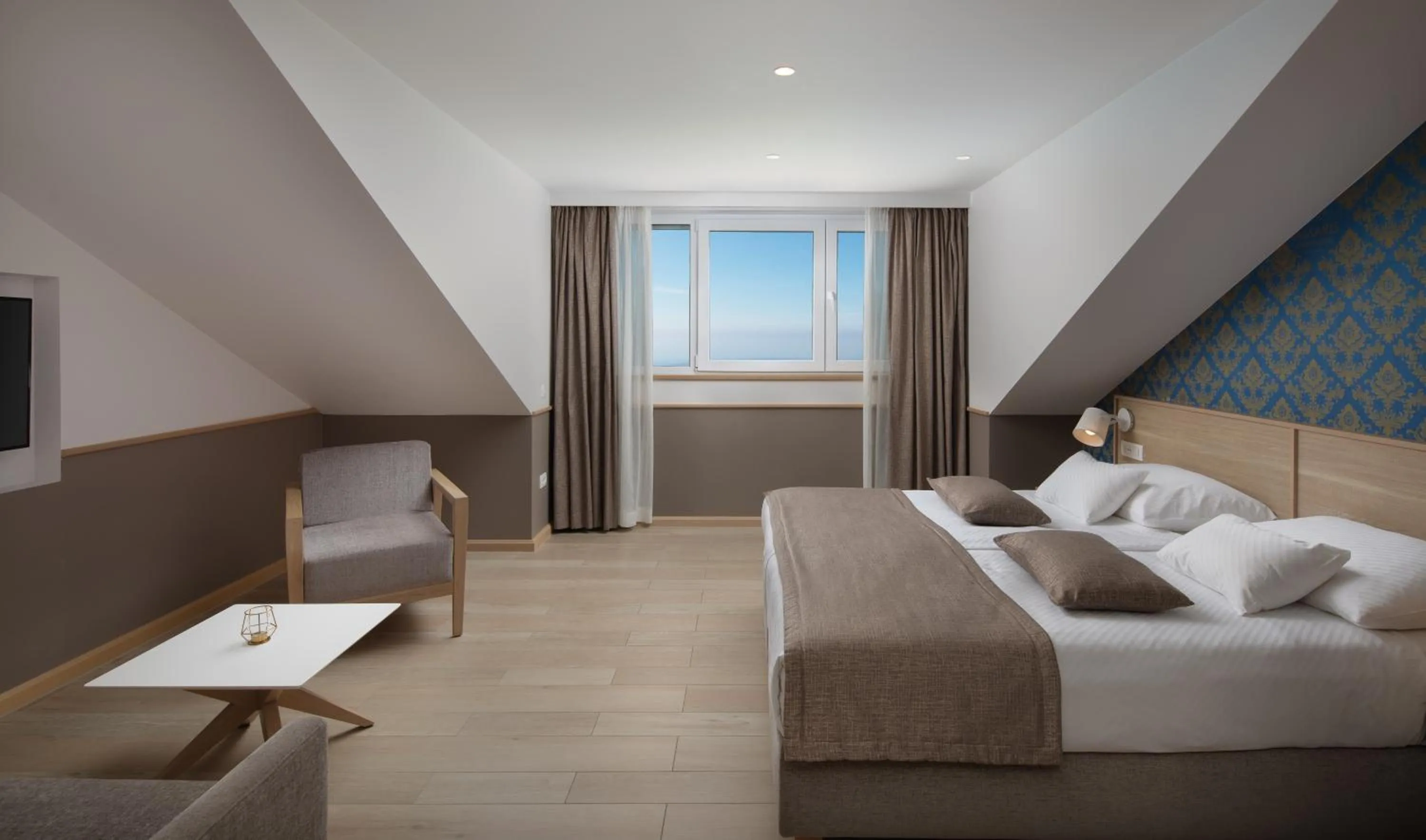 Bed in Hotel Tamaris