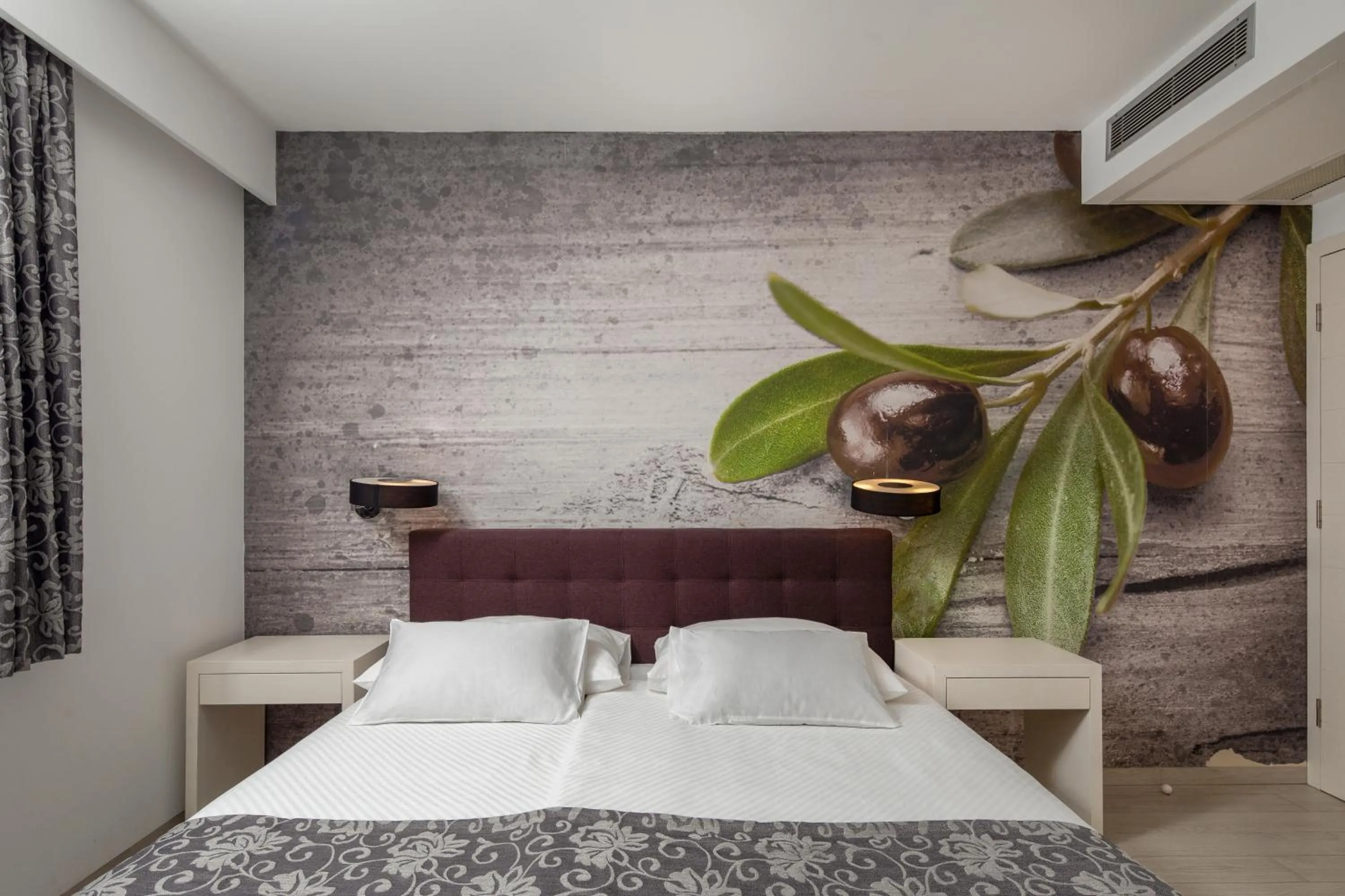 Bed in Hotel Tamaris