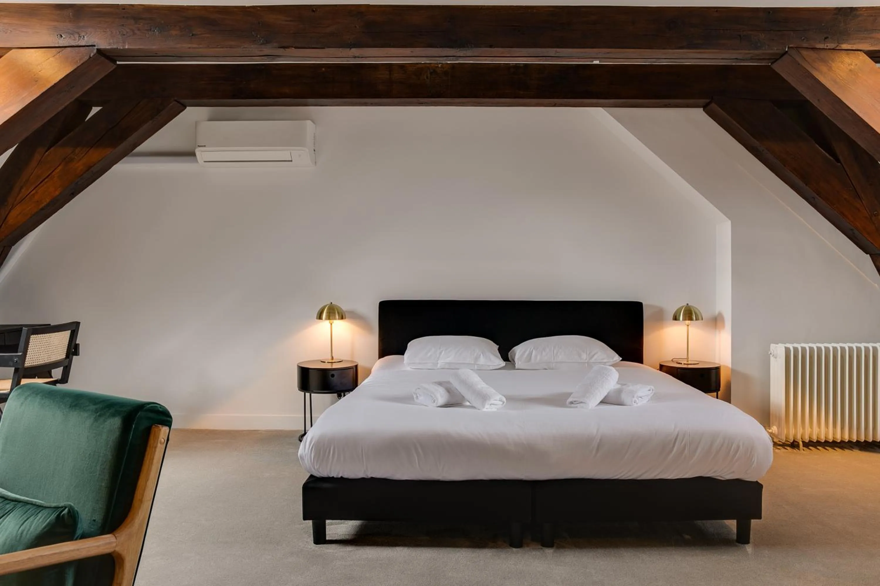 Junior Suite in Adam's Canal House