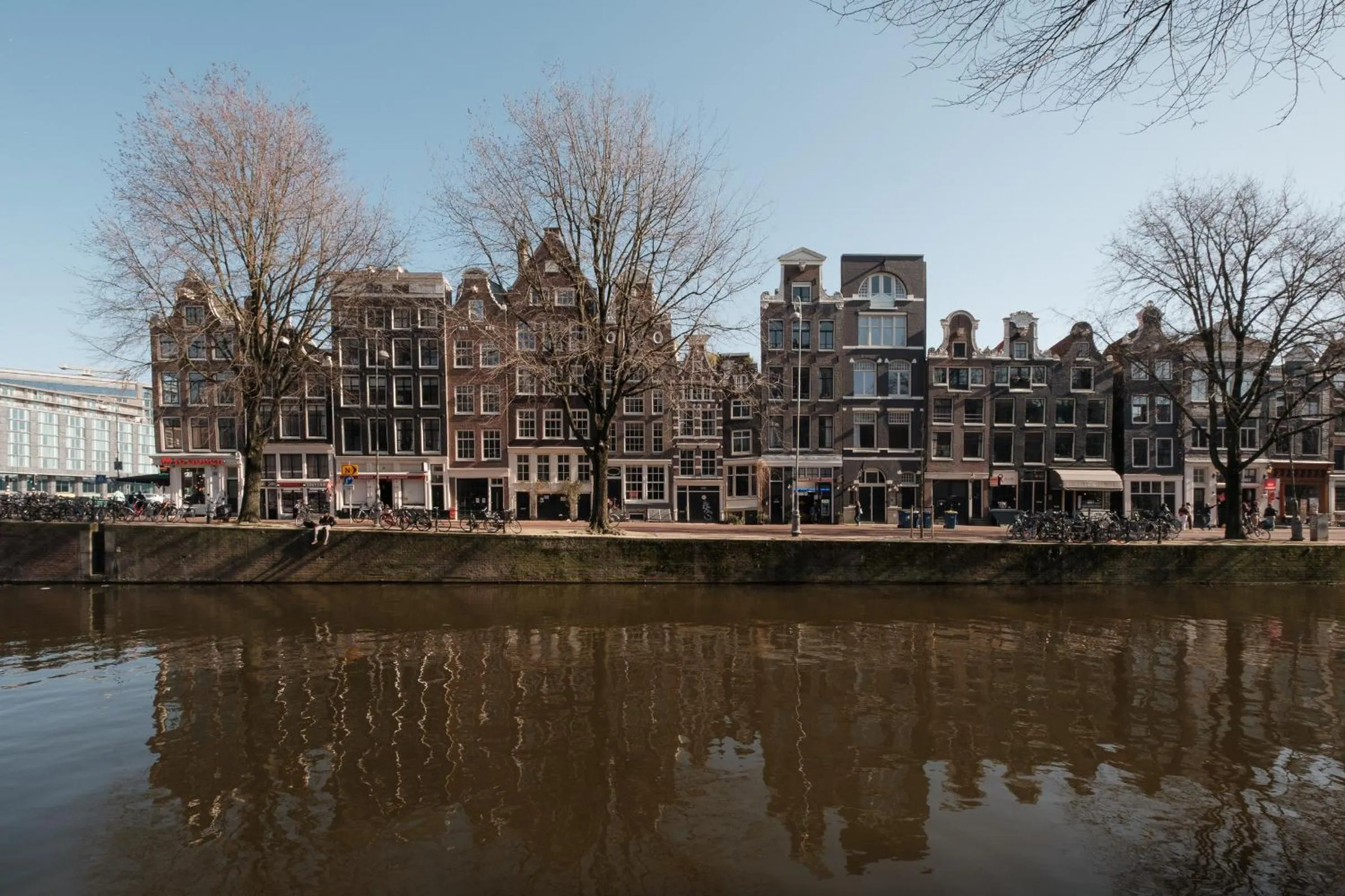 Property building in Adam's Canal House