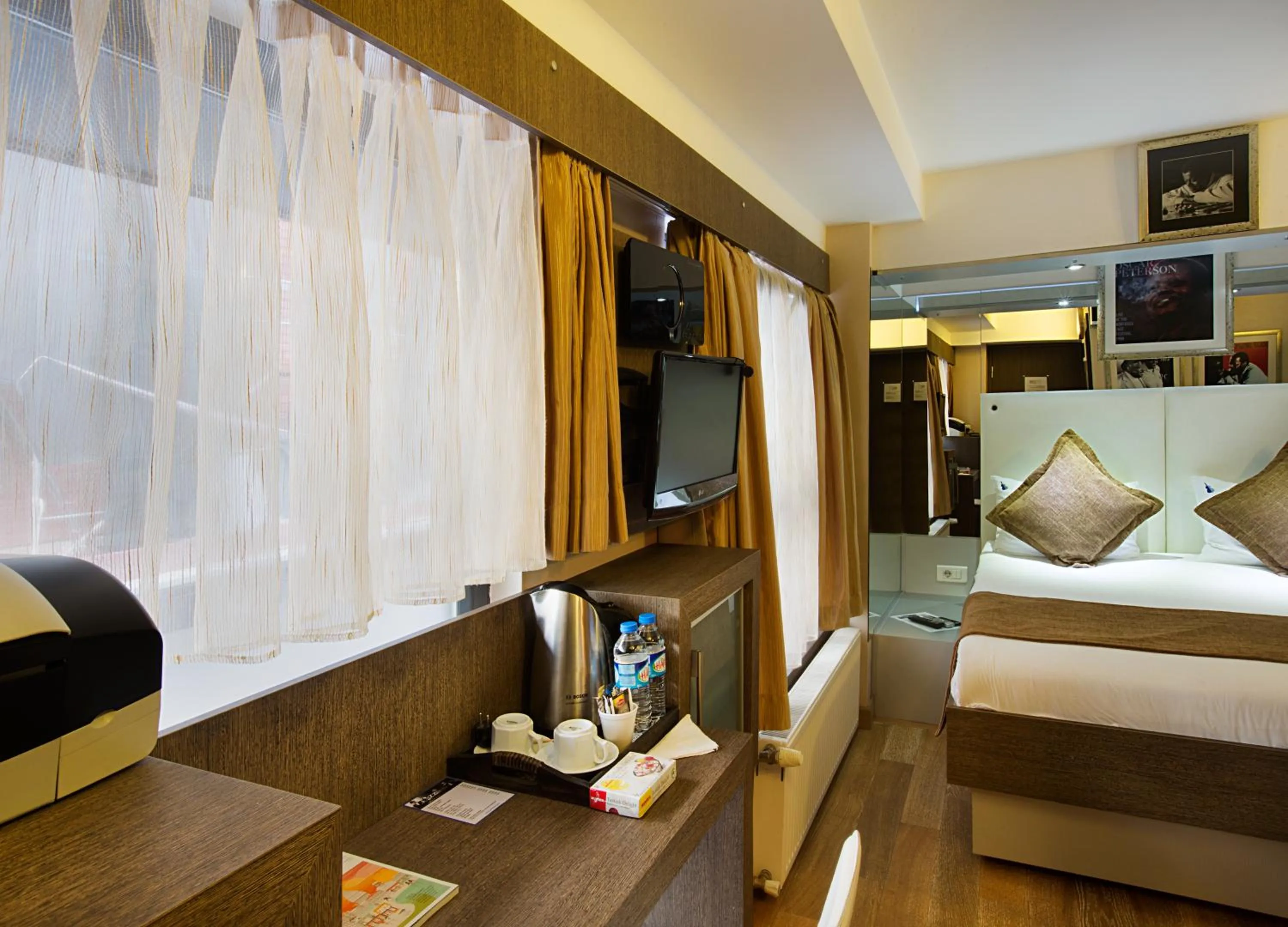 TV and multimedia, Bed in Jazz Hotel Nisantasi