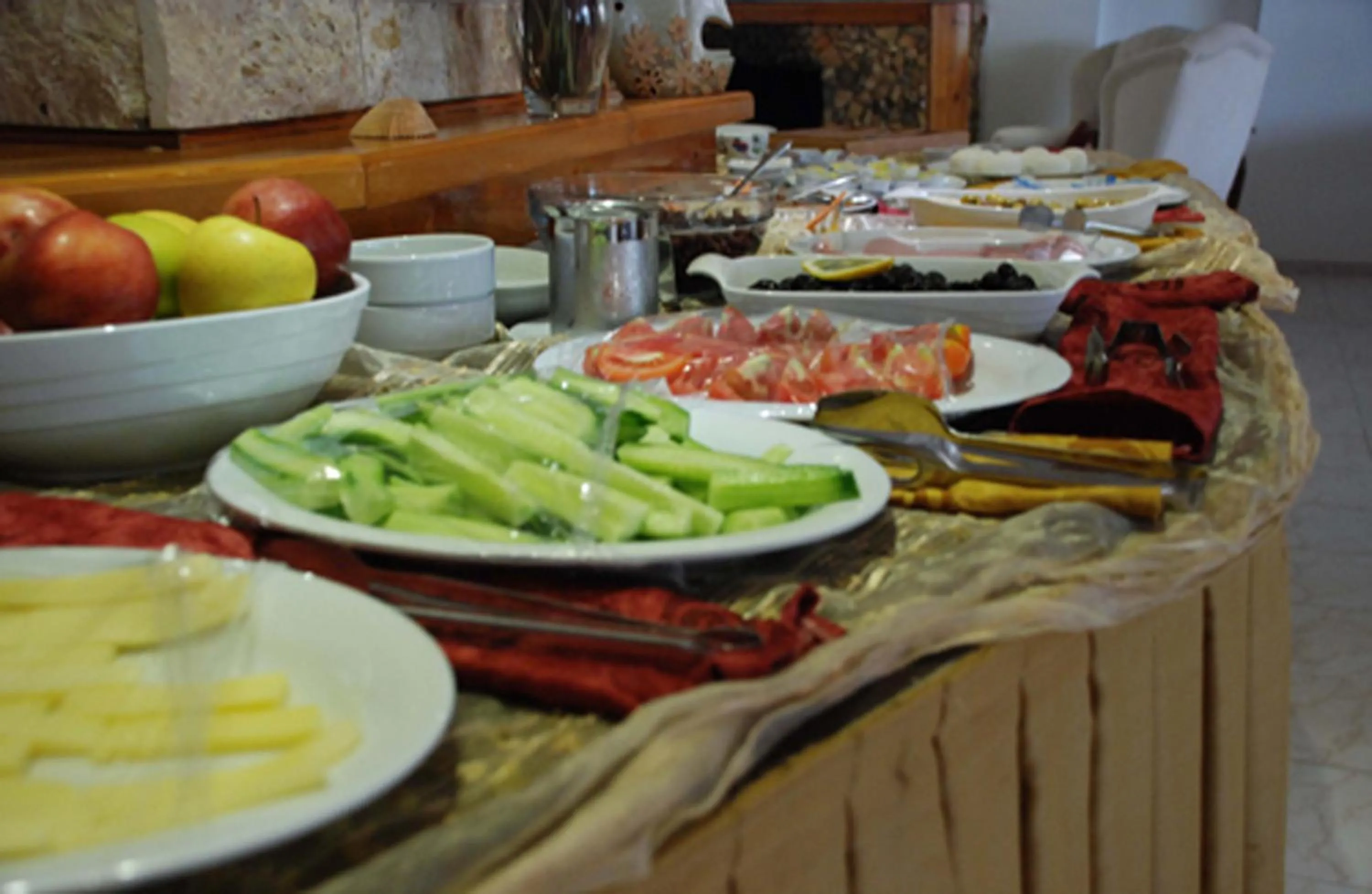 Buffet breakfast in Rain Hotel