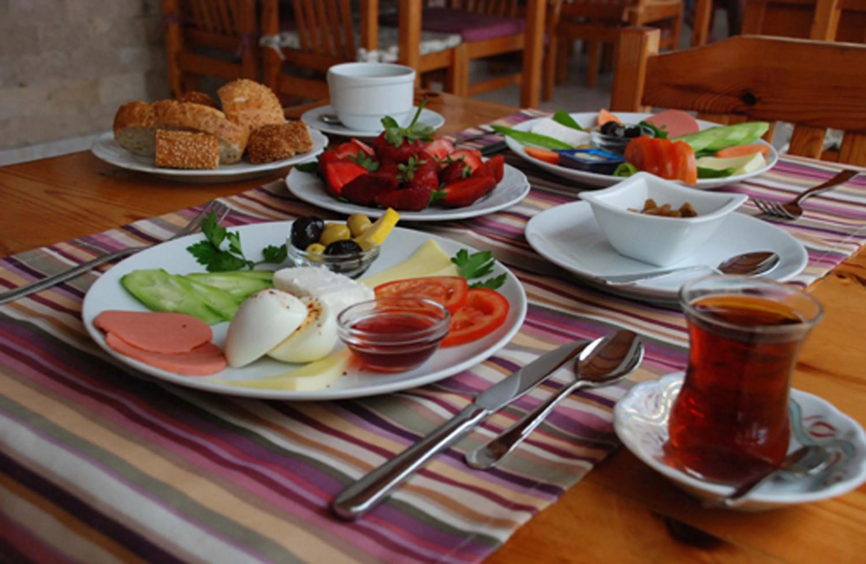 Breakfast in Rain Hotel