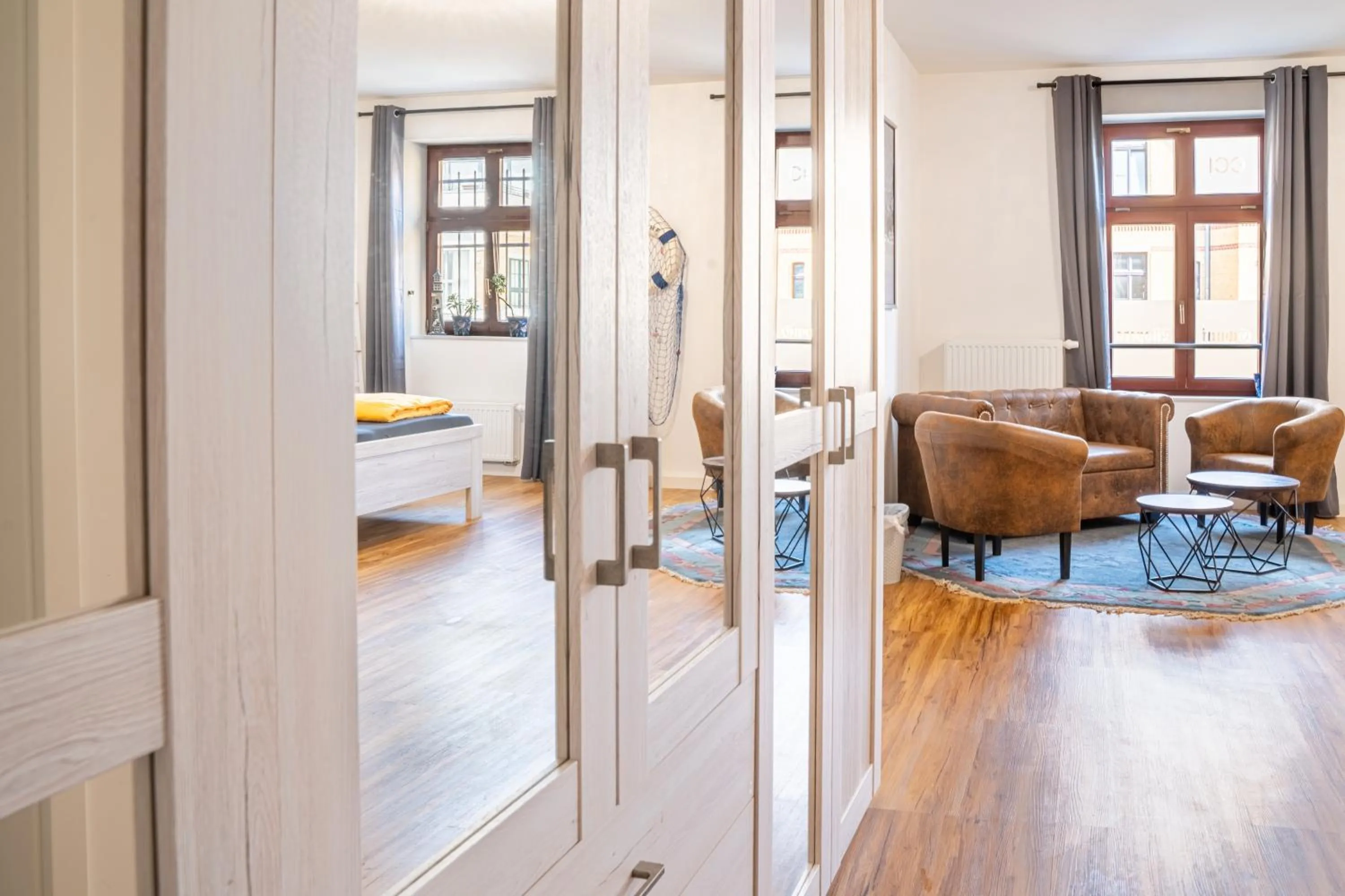 Photo of the whole room in Gwuni Mopera