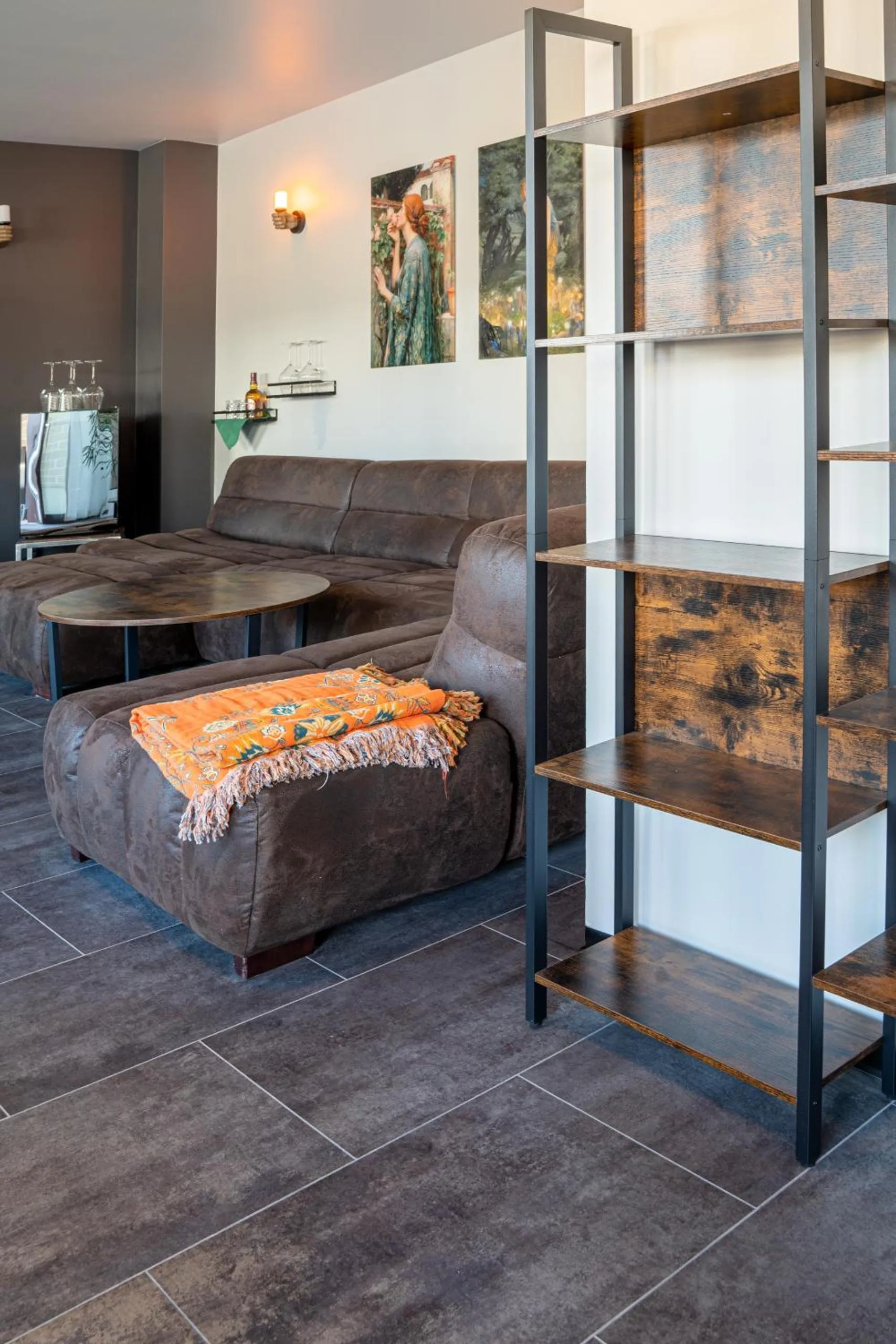 Living room, Bed in Gwuni Mopera