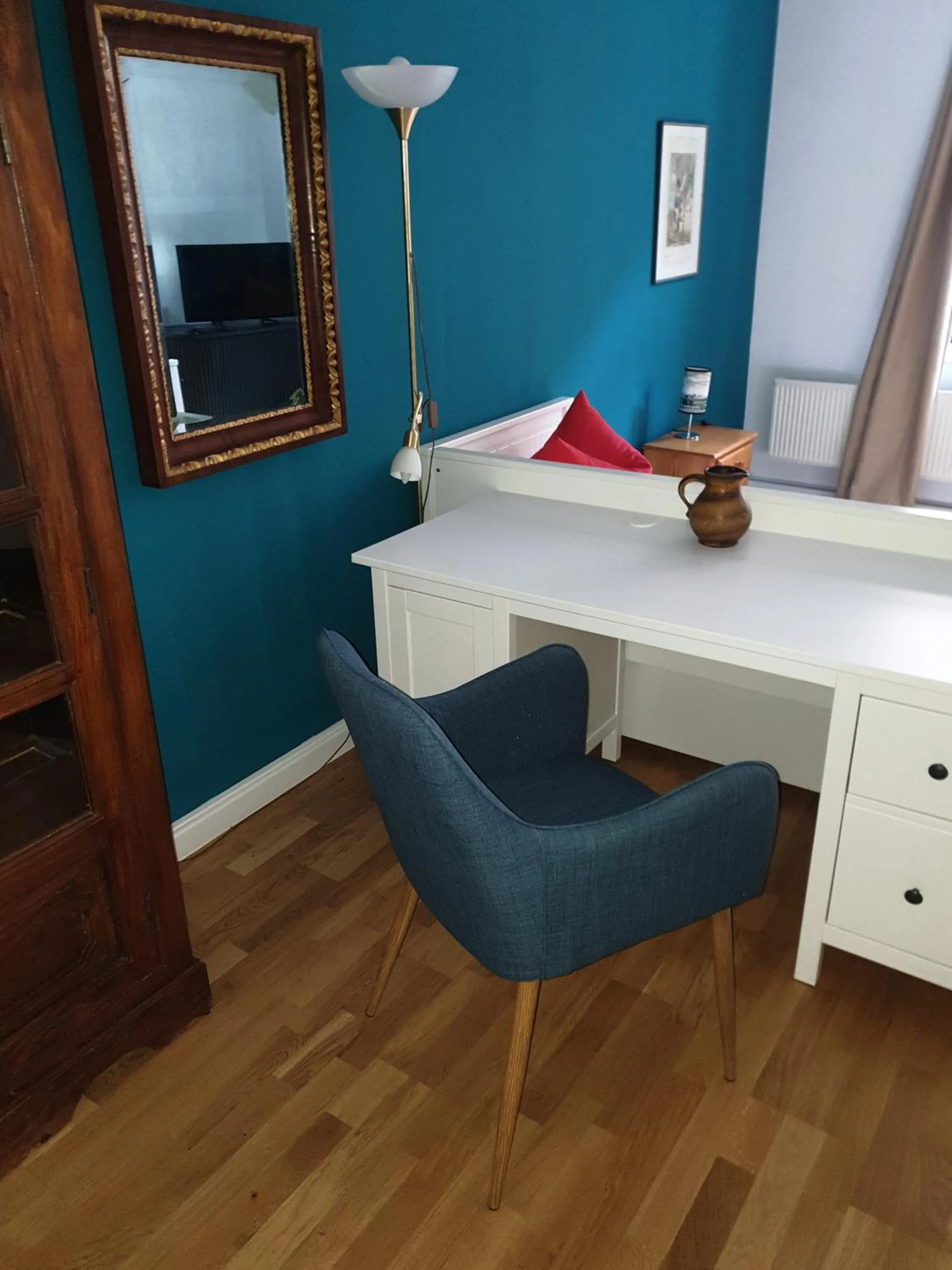 Seating area in Gwuni Mopera