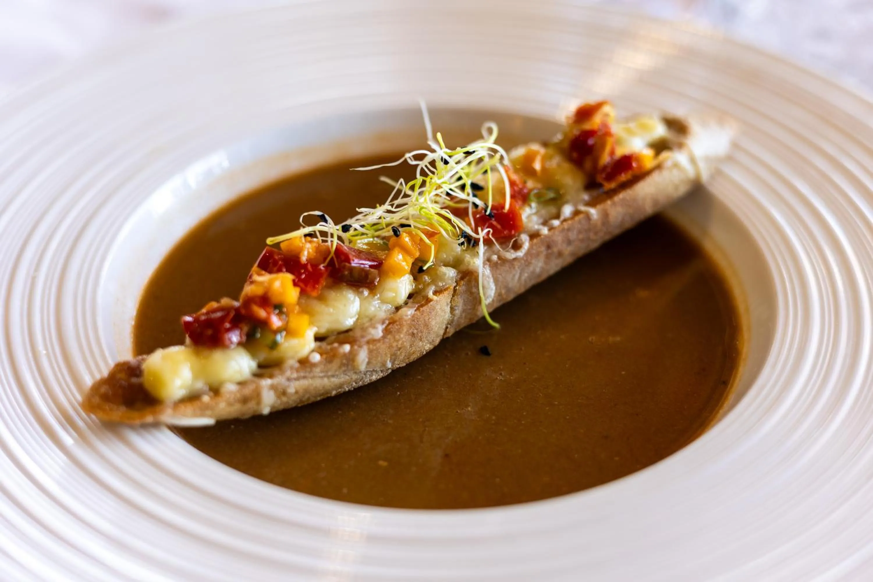 Food and drinks in Logis Hôtel & Restaurant Mediterranee