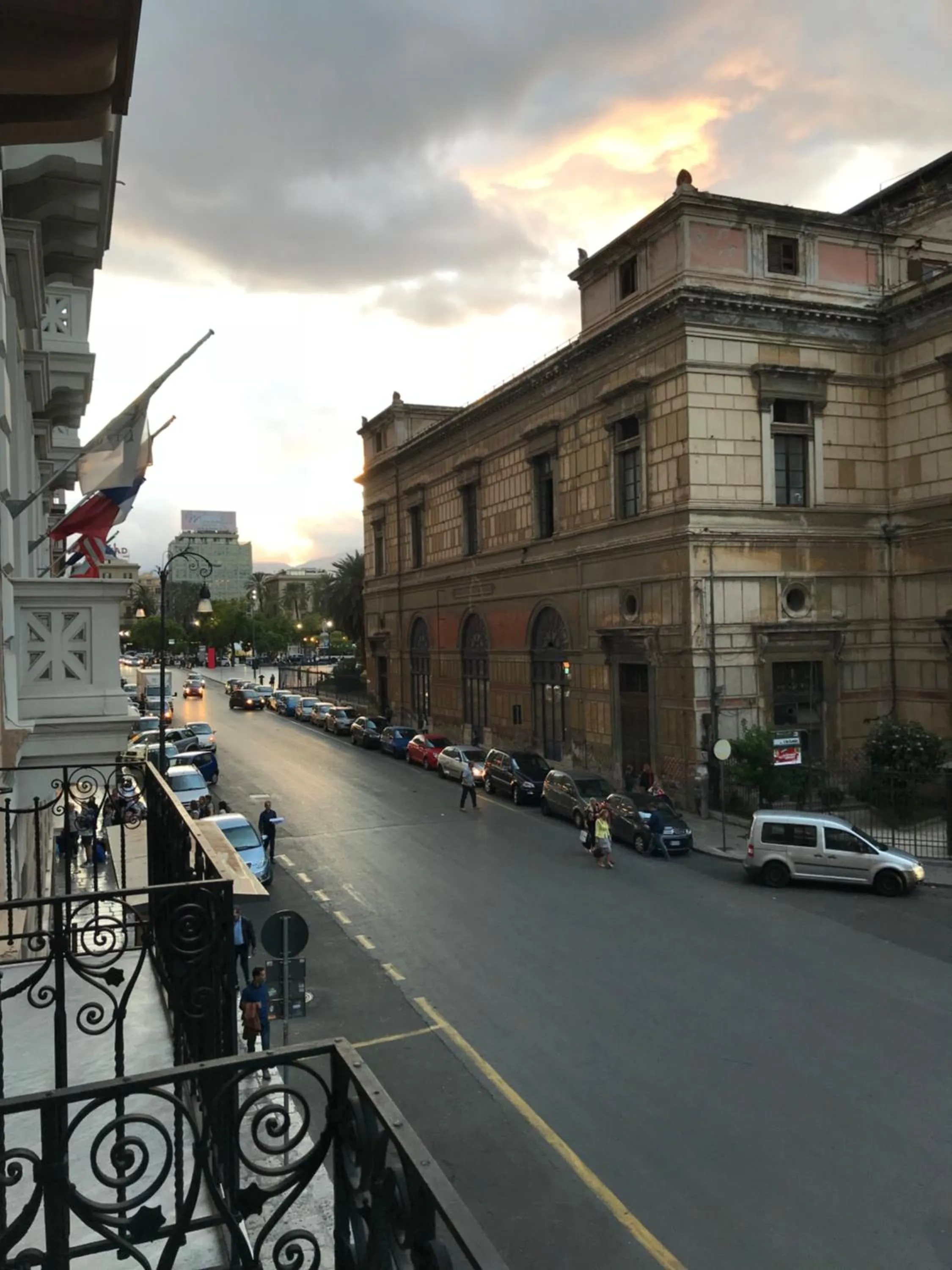 Property building in B&B In Centro Palermo