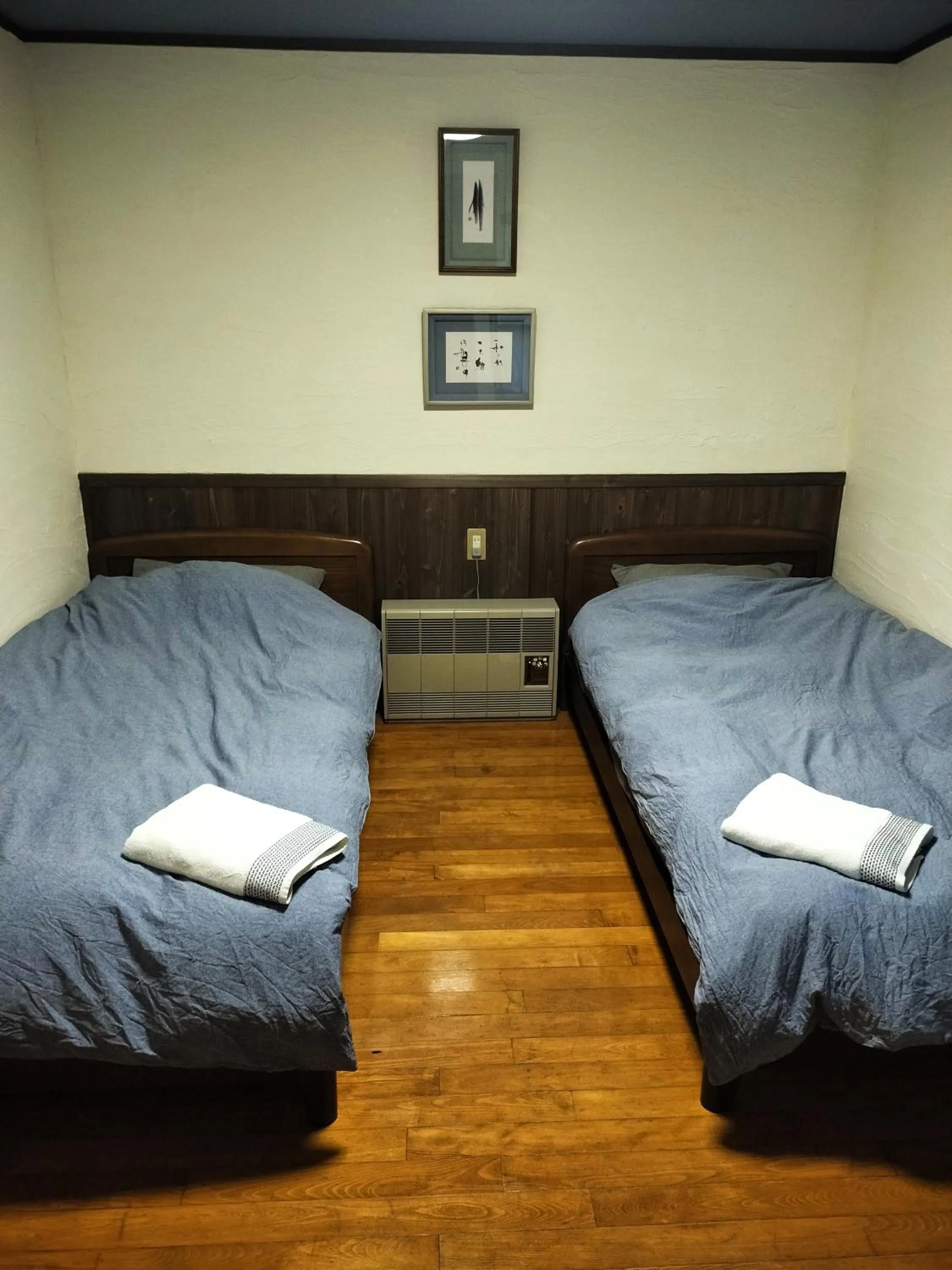 Bed in Madarao Mountain Lodge