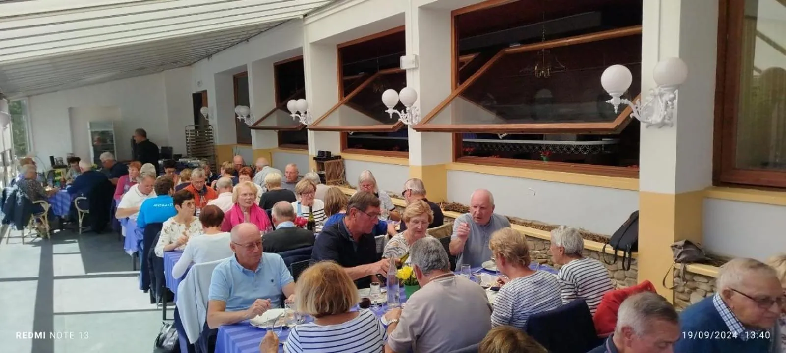 Dining area in Garabit Hotel