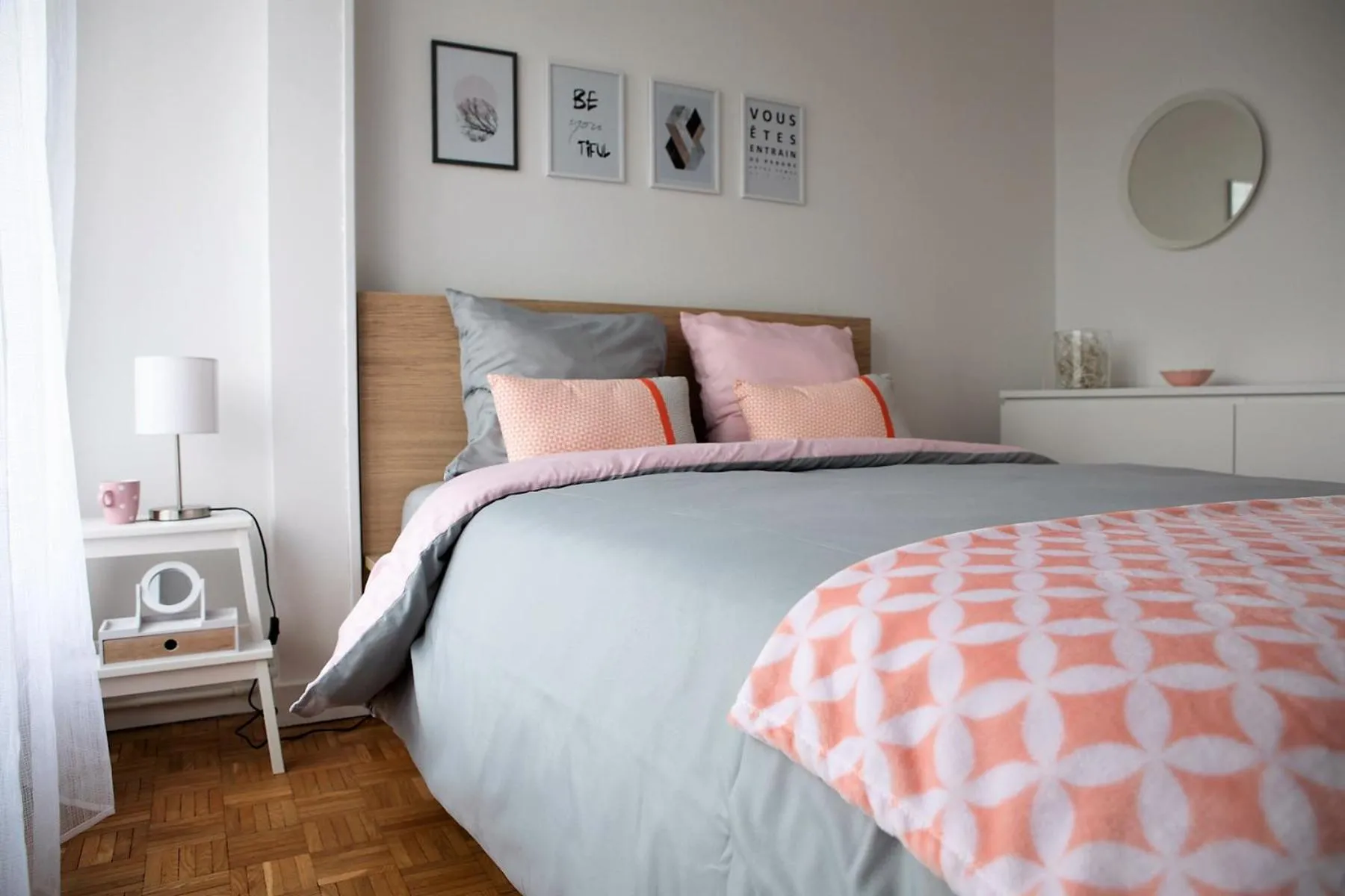 Photo of the whole room, Bed in Gite Bons Amis