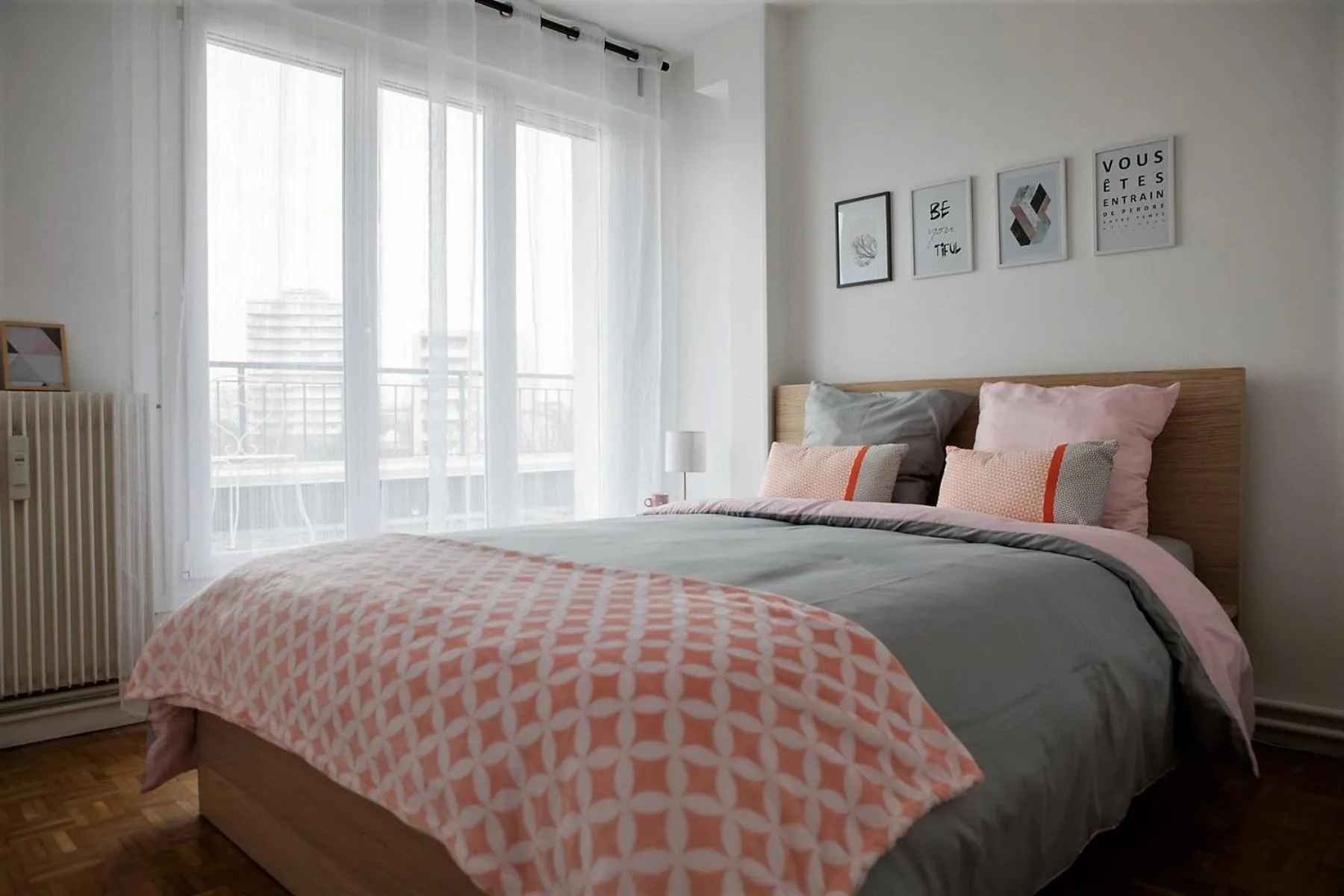 Photo of the whole room, Bed in Gite Bons Amis