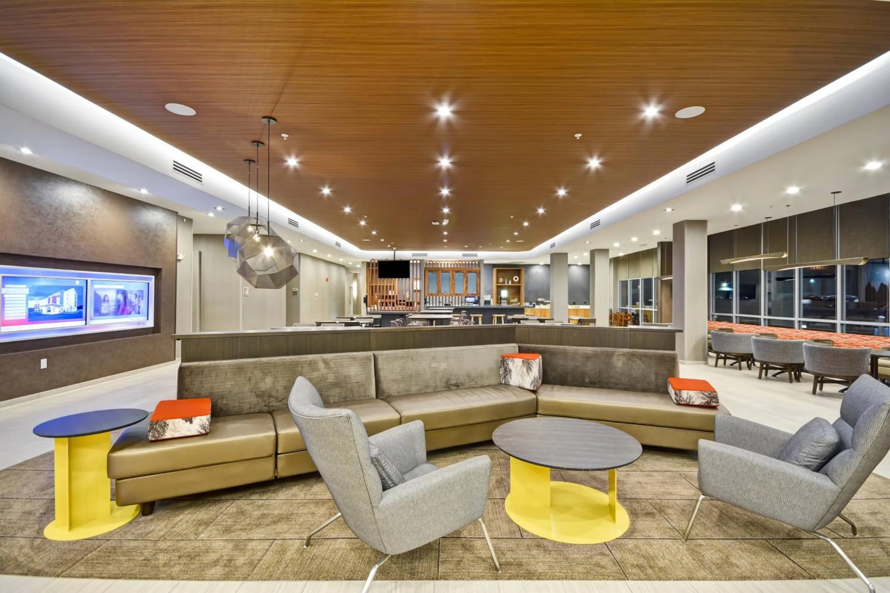 Lobby or reception in SpringHill Suites by Marriott Cincinnati Blue Ash