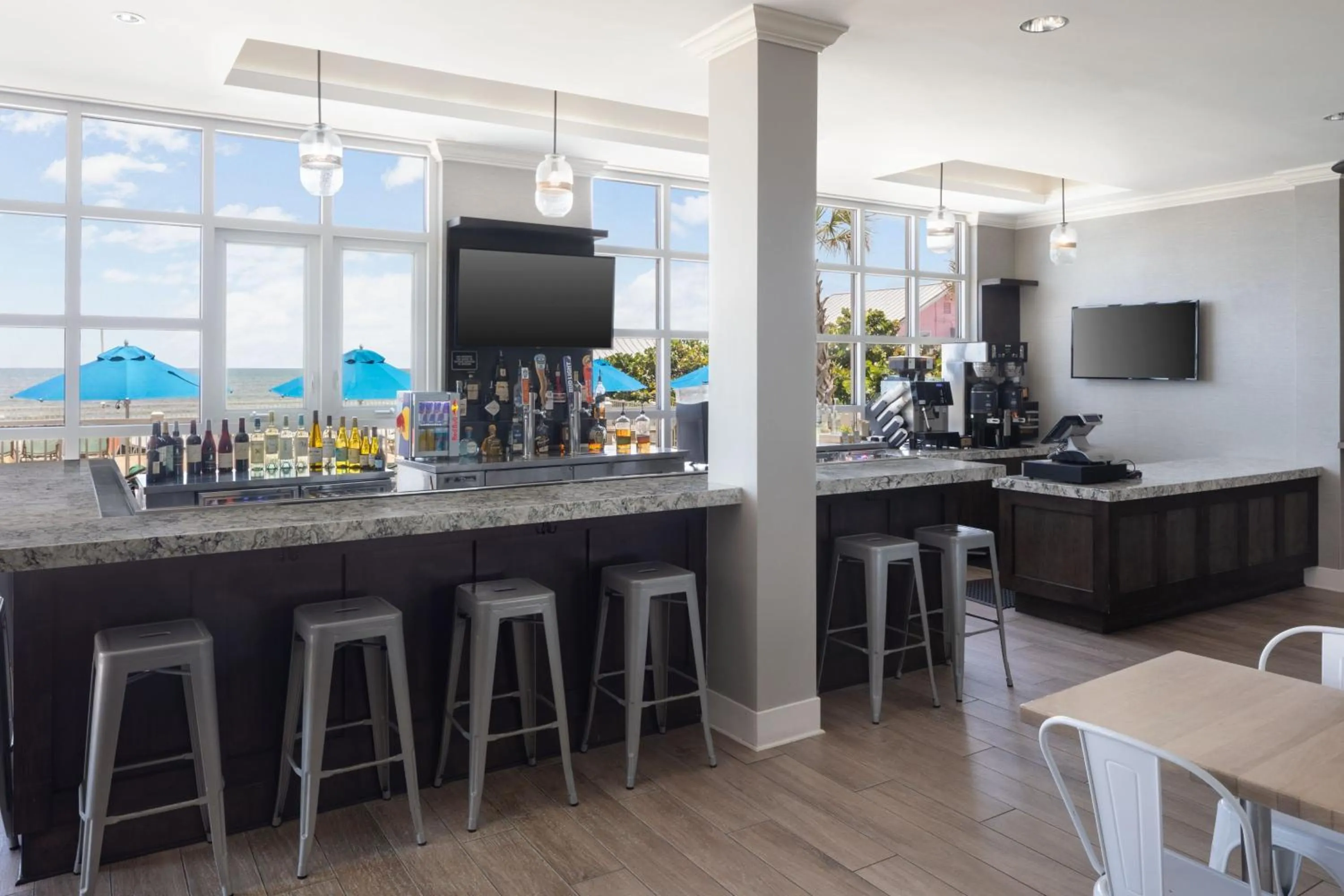 Lounge or bar in SpringHill Suites by Marriott New Smyrna Beach