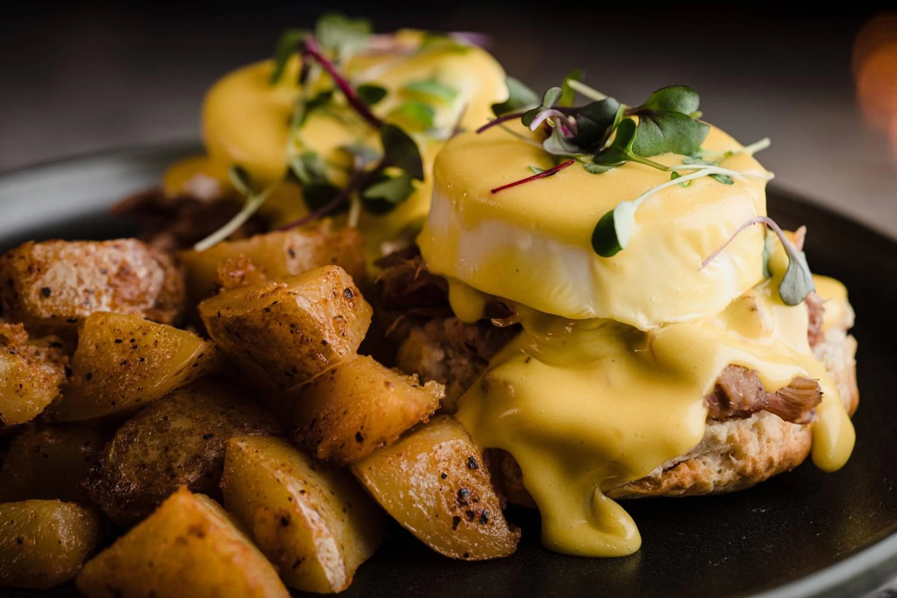 Restaurant/places to eat in The StateView Hotel, Autograph Collection