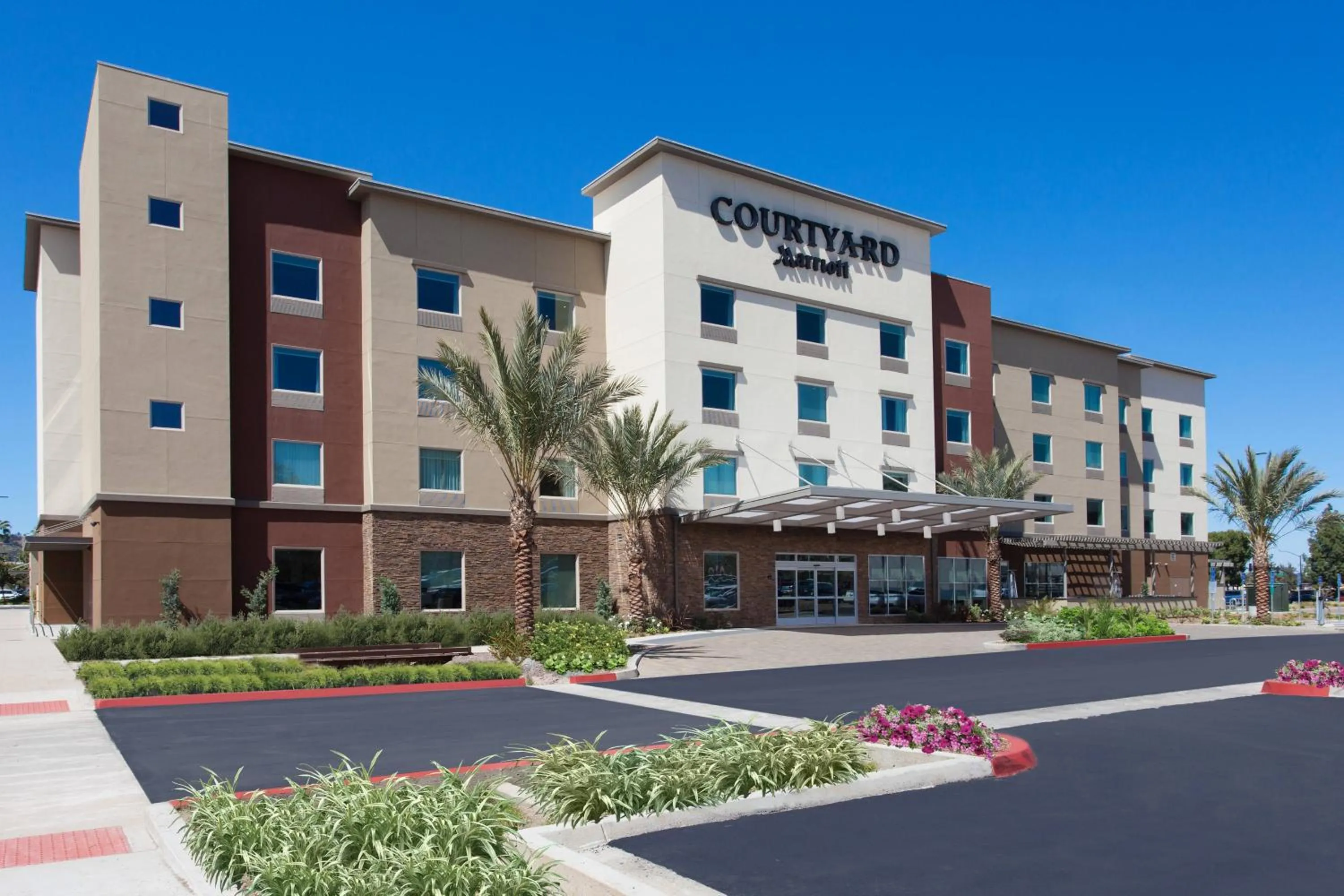 Property building in Courtyard by Marriott San Diego El Cajon