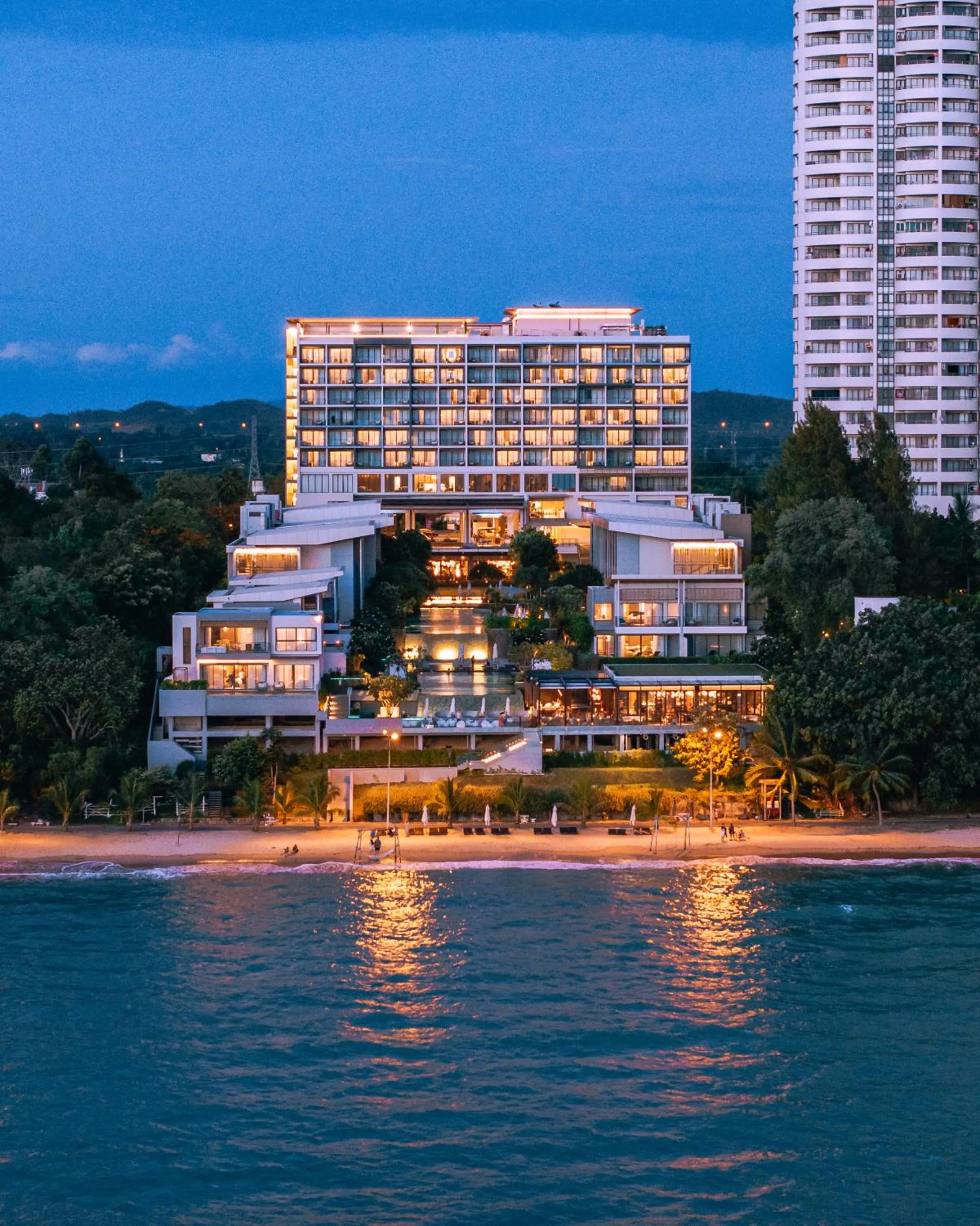 Property building in Renaissance Pattaya Resort & Spa