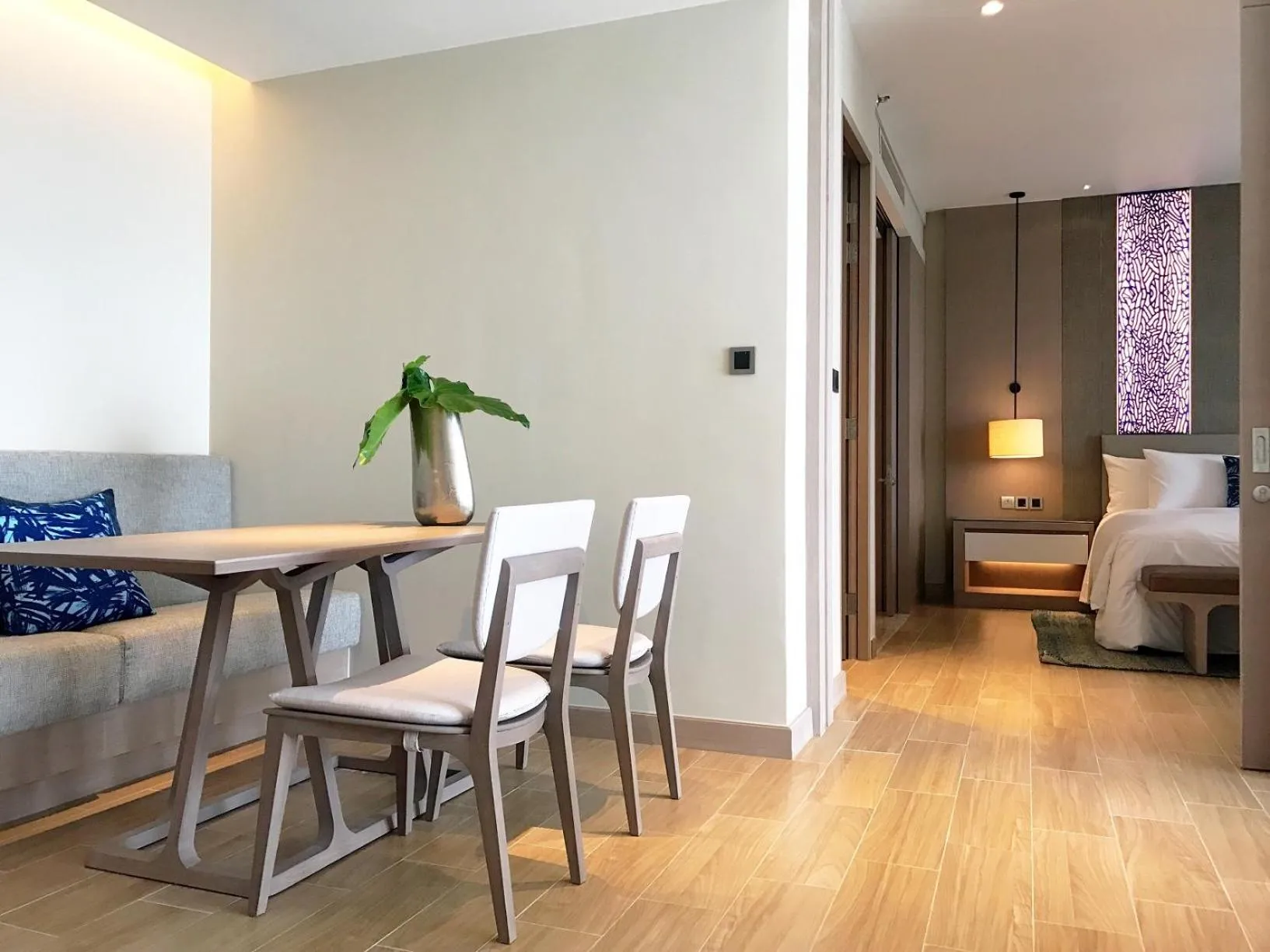 Bedroom, Bed in Renaissance Pattaya Resort & Spa