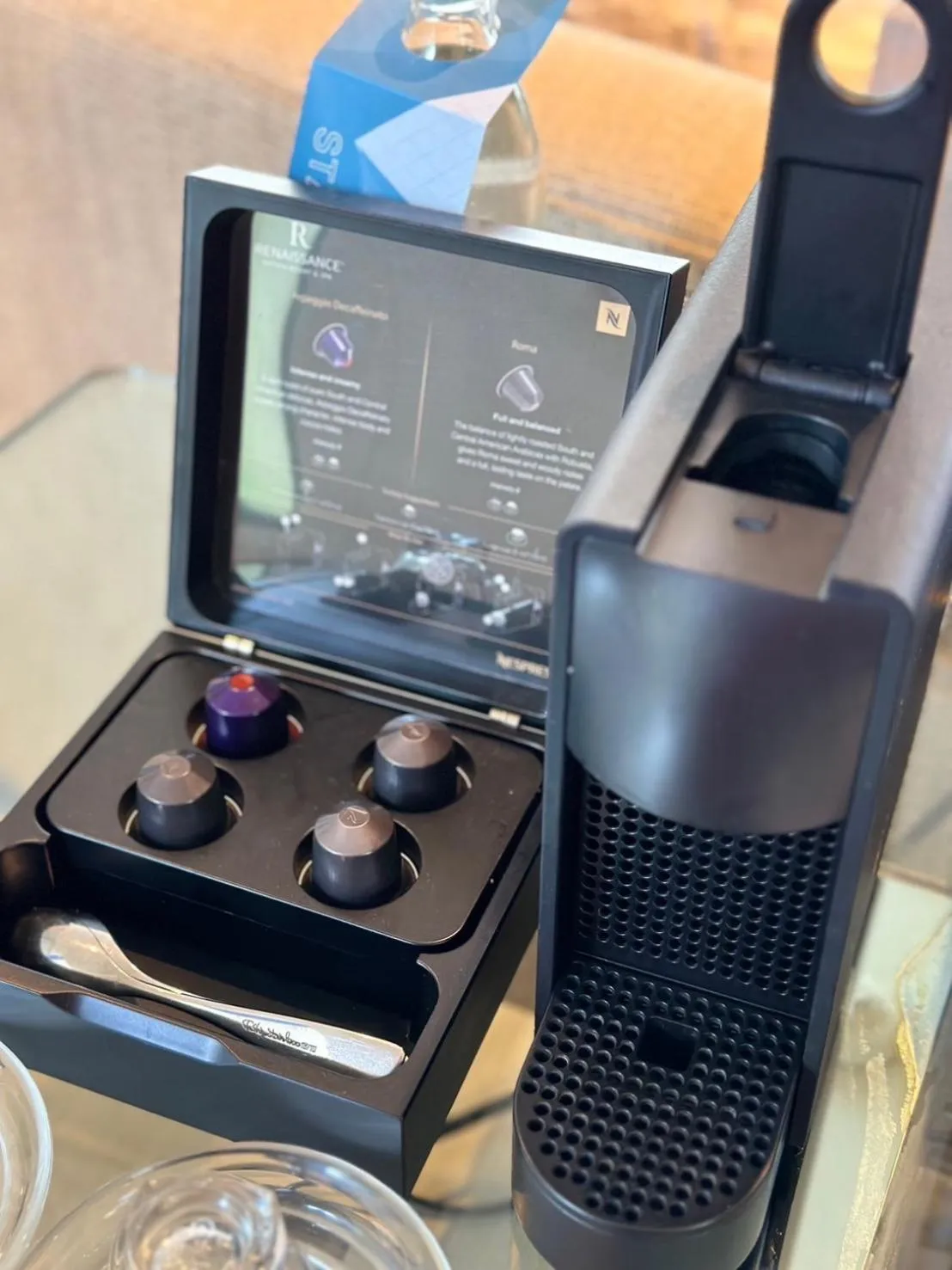 Coffee/tea facilities in Renaissance Pattaya Resort & Spa