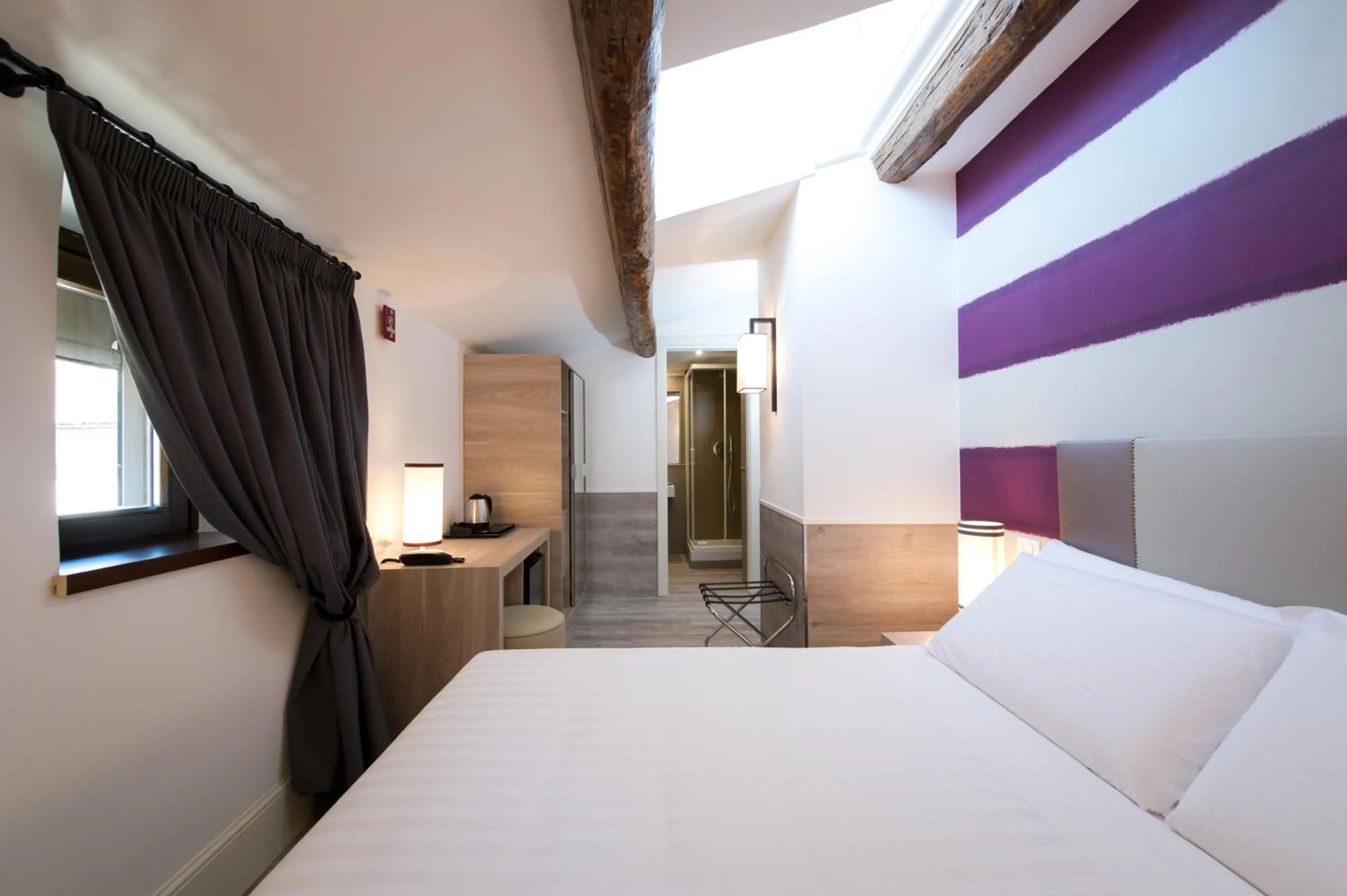 Photo of the whole room, Bed in Relais Santa Maria Maggiore