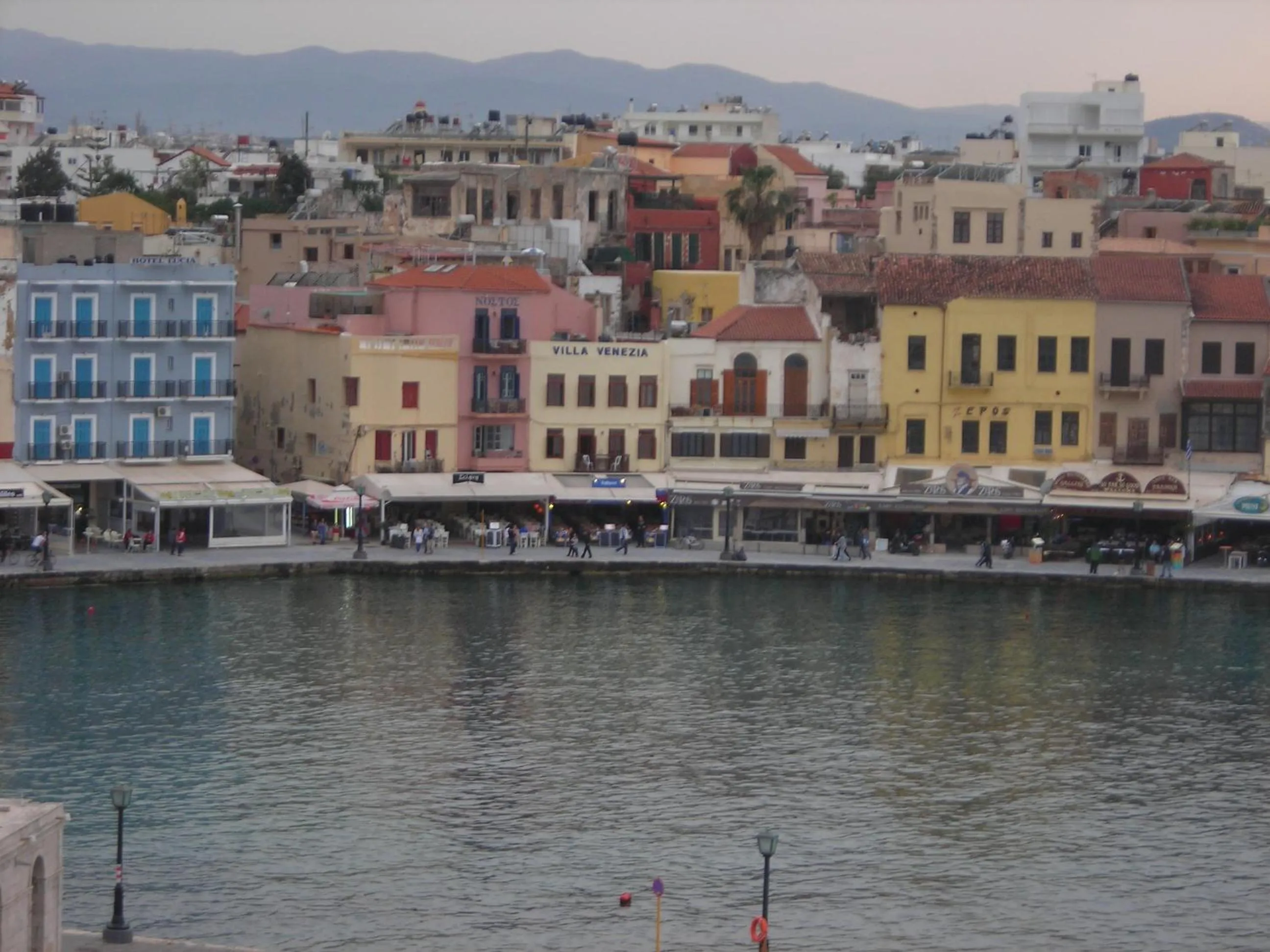Facade/entrance in Villa Venezia