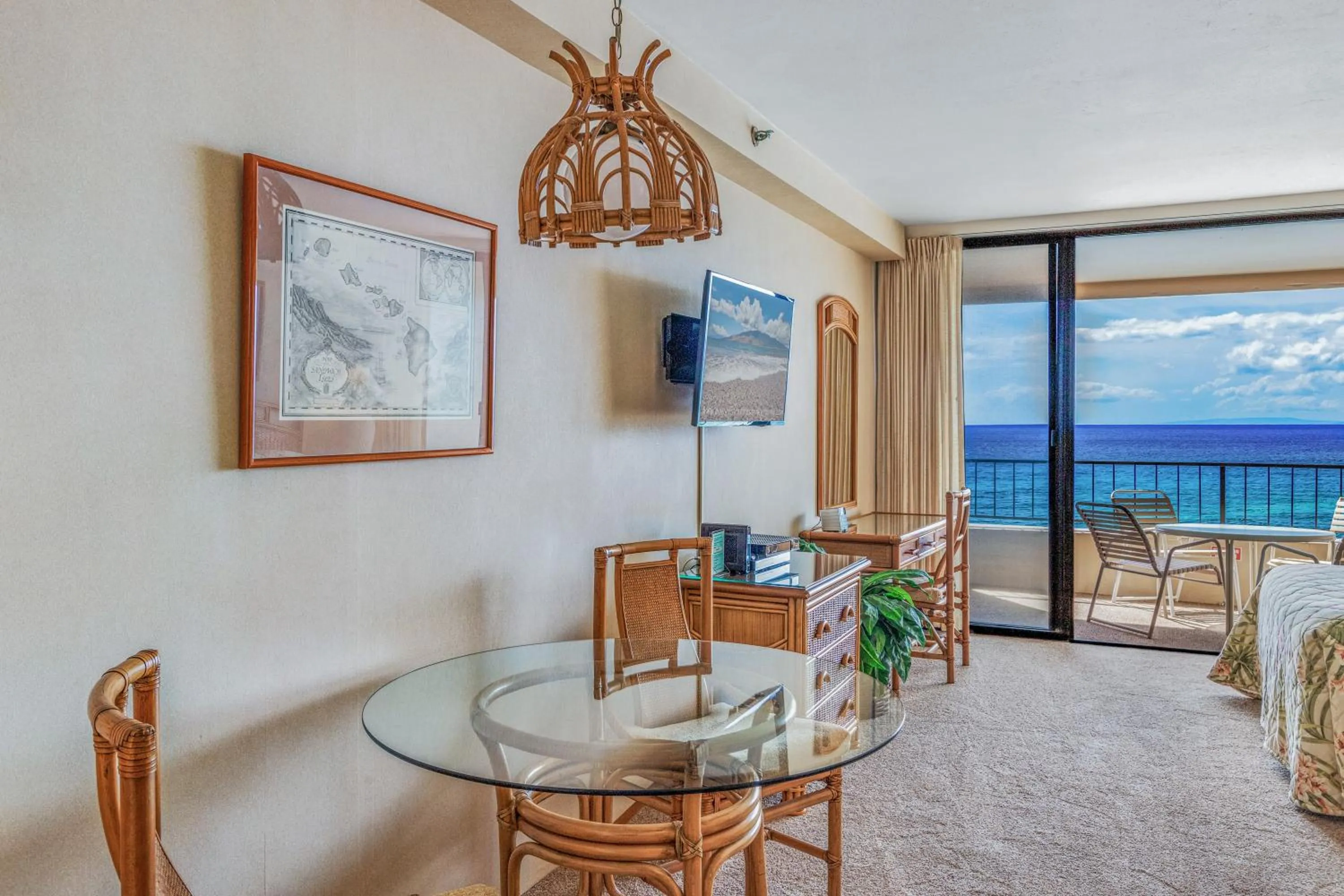 TV and multimedia in Maui Kai Condos - No Resort Fees